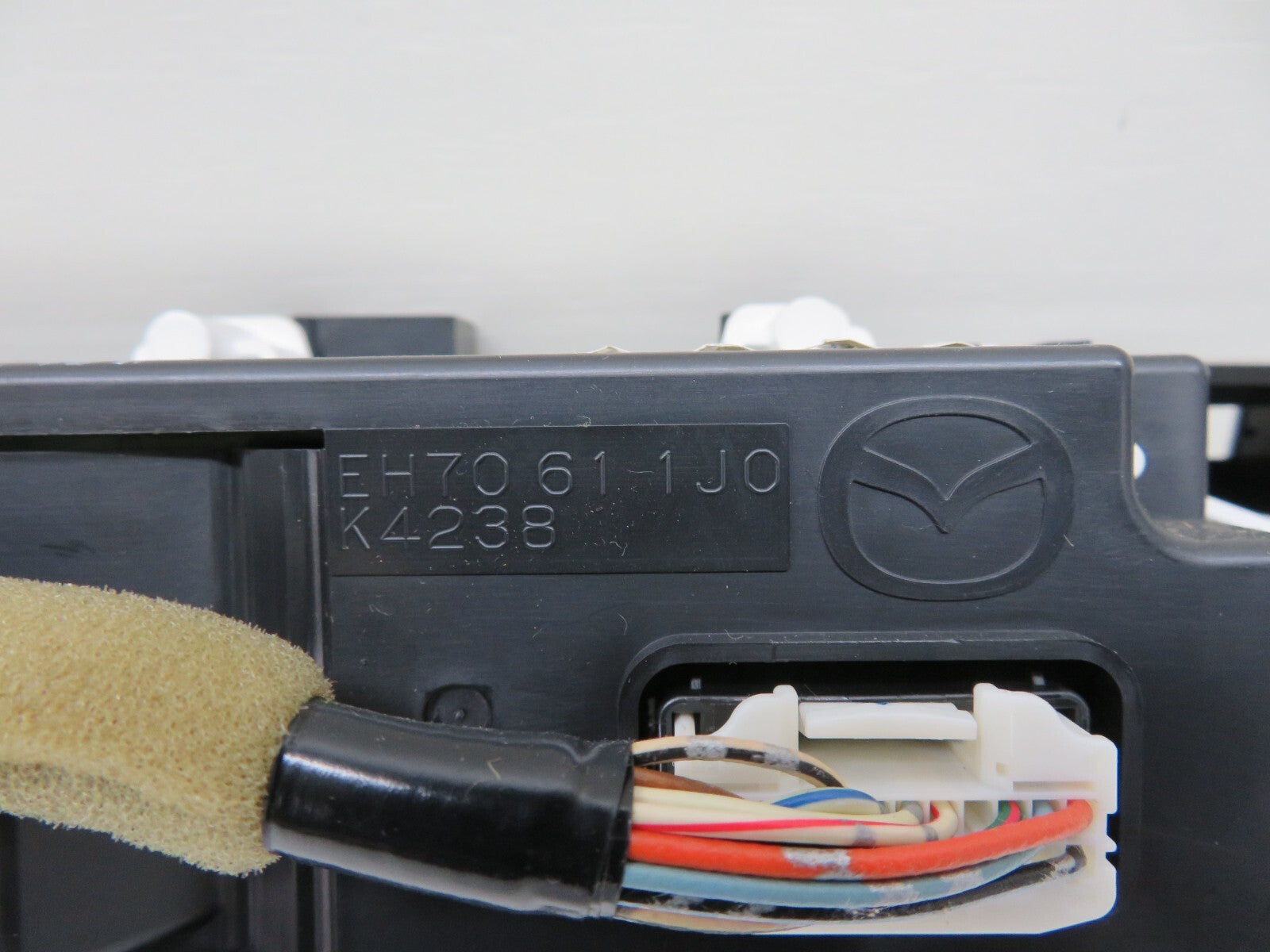 MAZDA CX7 HEAD UNIT SAT NAV DISPLAY SCREEN 468200-9113 2008-2012 1629-2