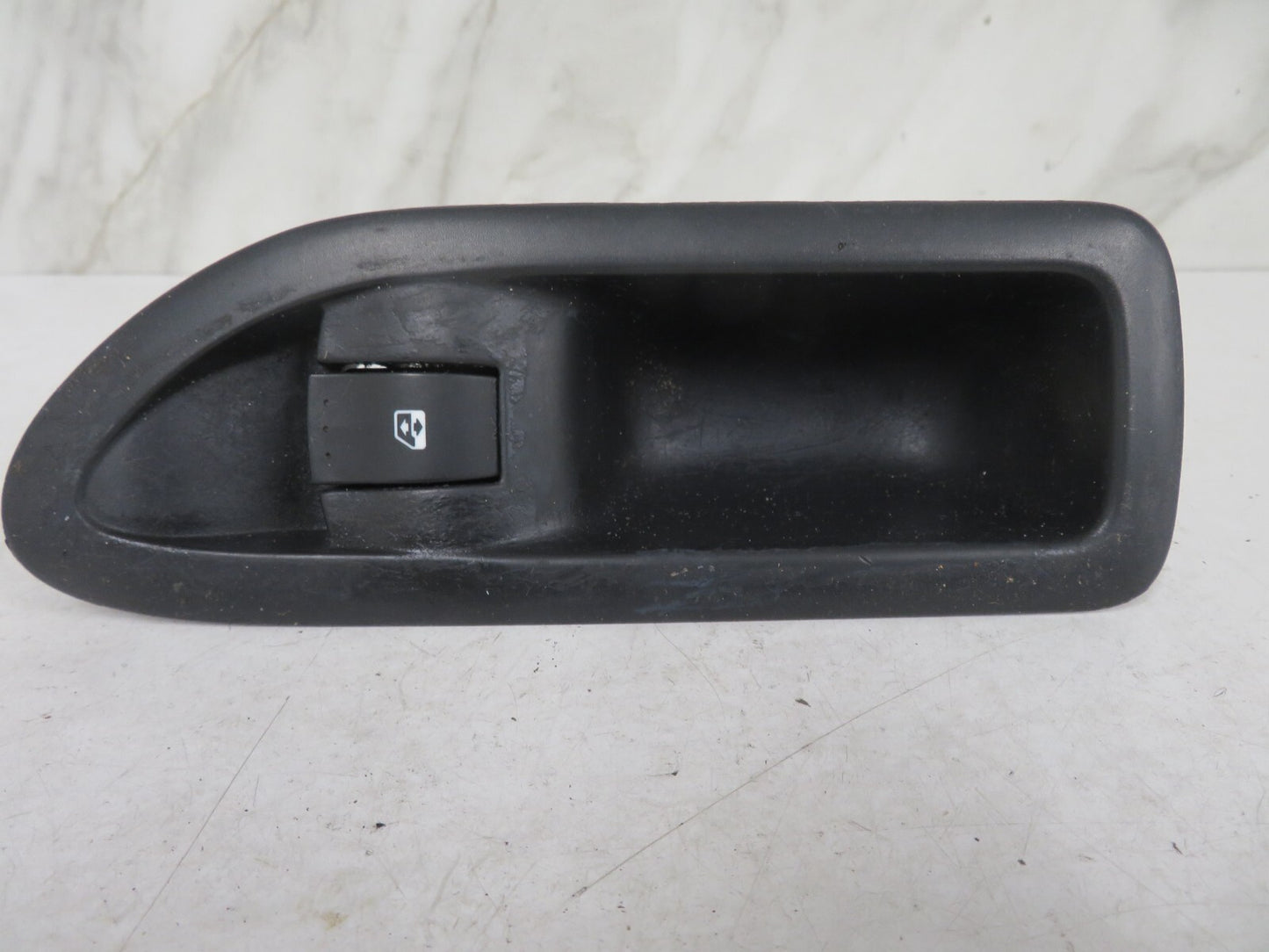 RENAULT LAGUNA MK2 NS PASSENGER SIDE WINDOW SWITCHES 2001-2007 1631-8