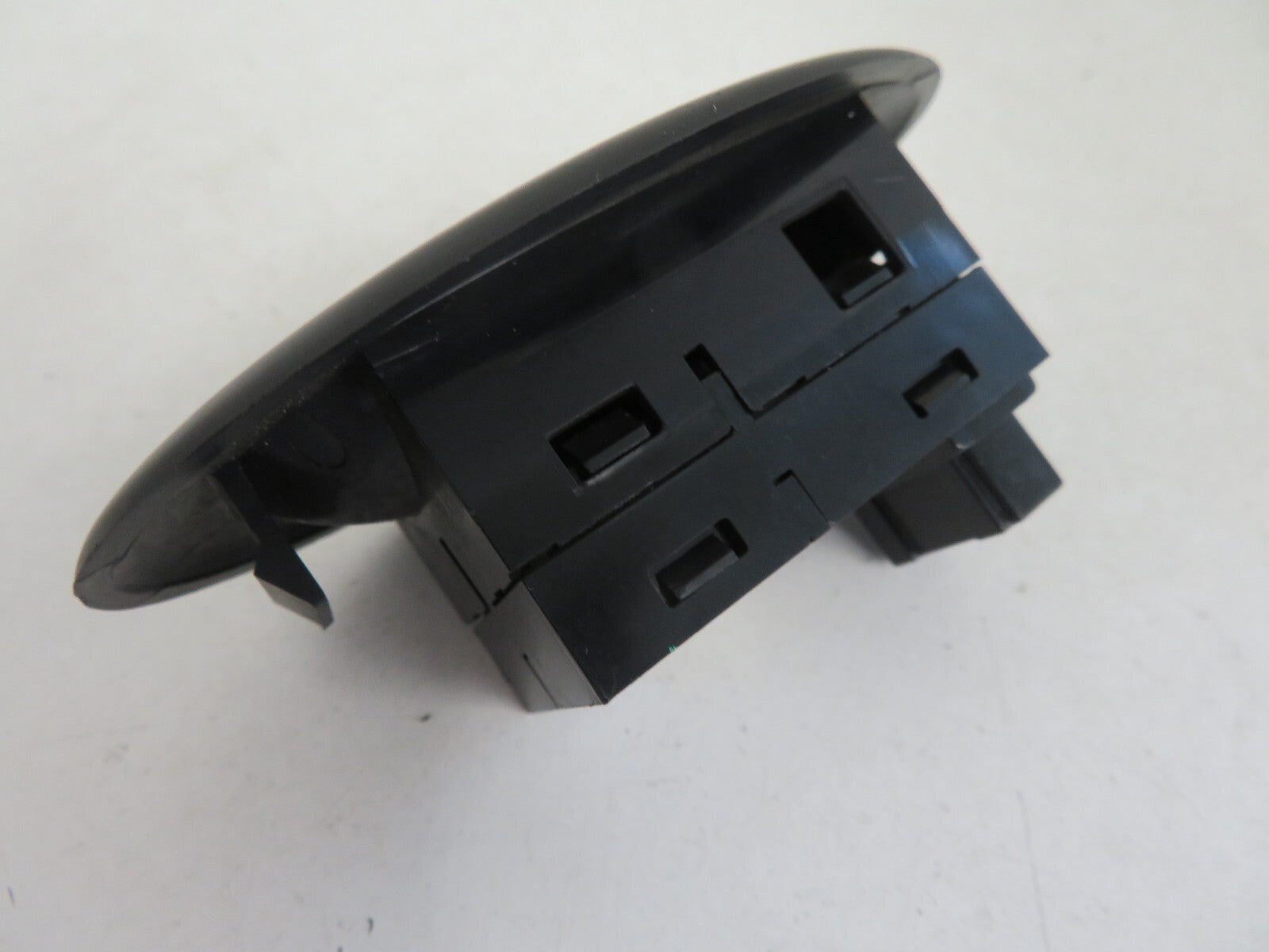 ROVER 75 REAR WINDOW SWITCH YUD100741 1999-2005 MIXA1540-15