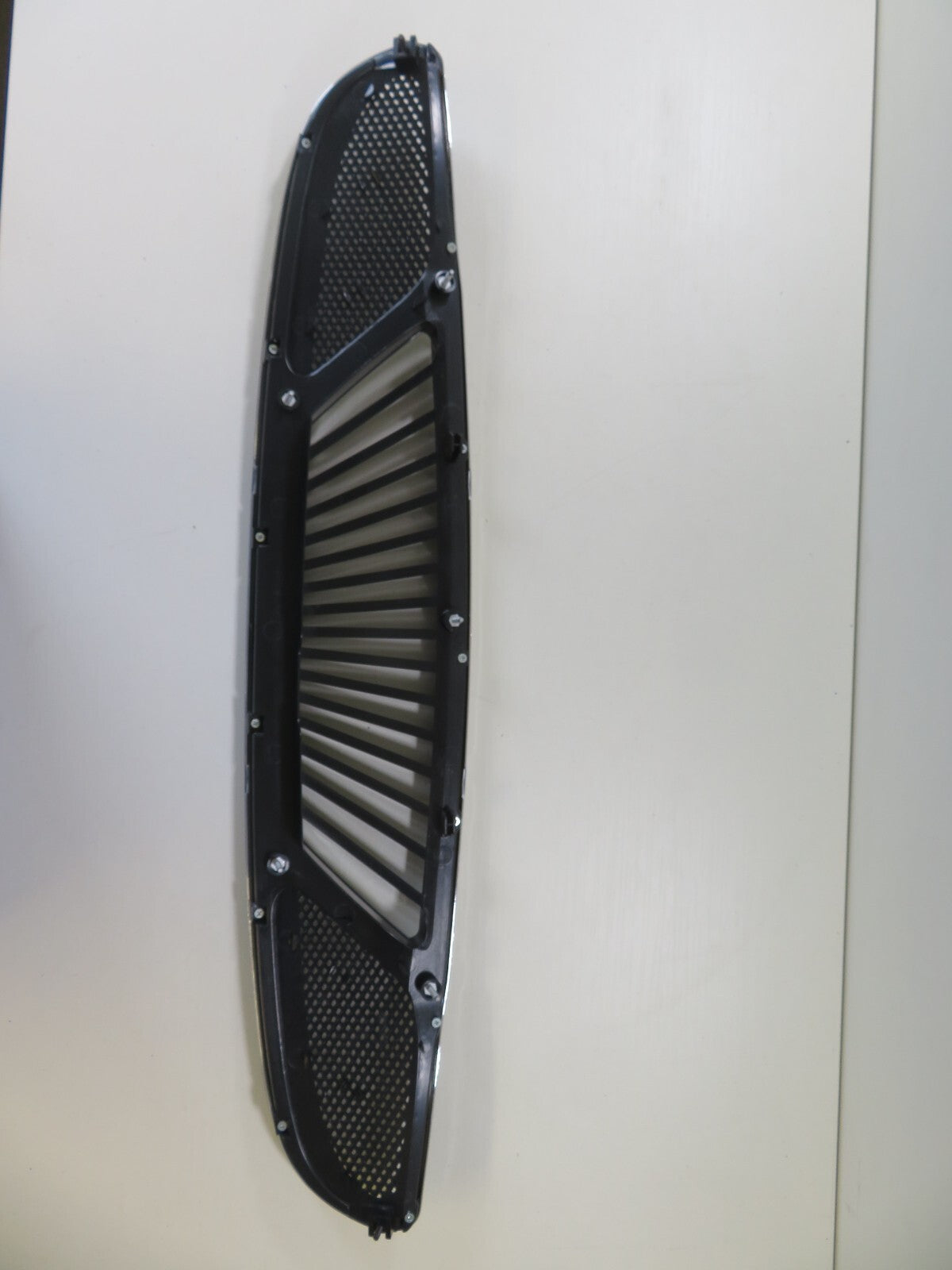 FRONT GRILLE FOR DAEWOO LANOS NUBIRA FOR YEARS 1998-2002