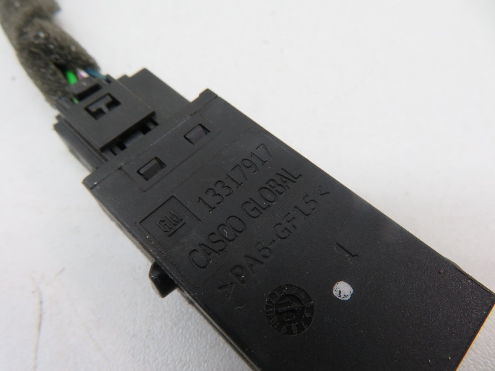 VAUXHALL INSIGNIA AUX SOCKET WITH CUT LOOM 13317917 2008-2013 1155-15