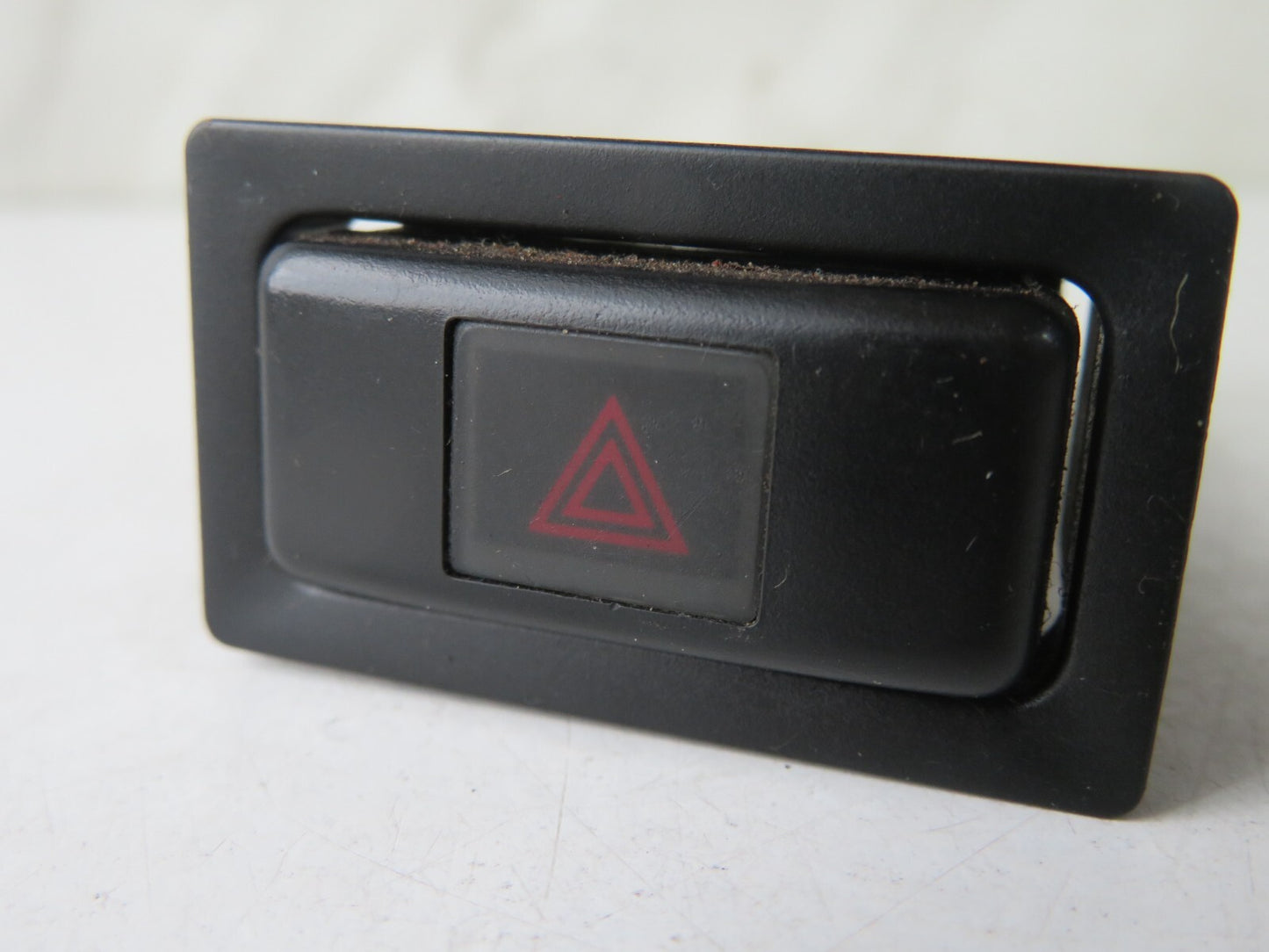 TOYOTA RAV 4 HAZARD SWITCH 1995-2000 A1437-5