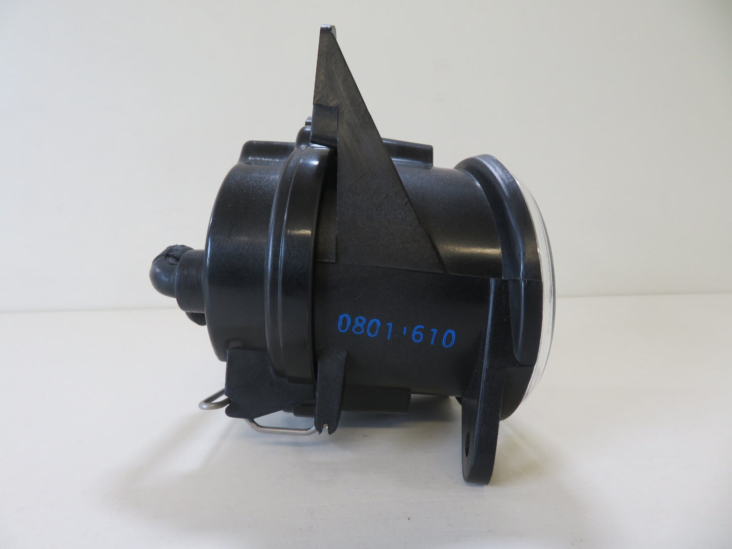 FRONT FOG LIGHT LEFT SIDE NS FOR VOLKSWAGEN POLO 1999-2001 VW0204414