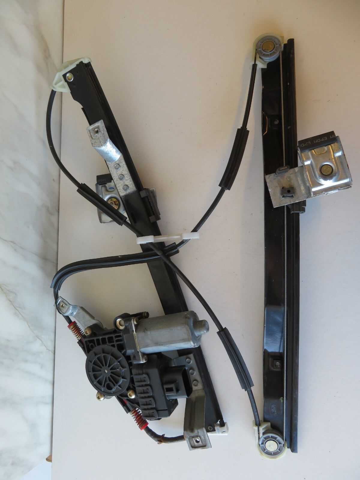 FORD MONDEO MK3 NSF DOOR WINDOW REGULATOR 2001-2007 RA04