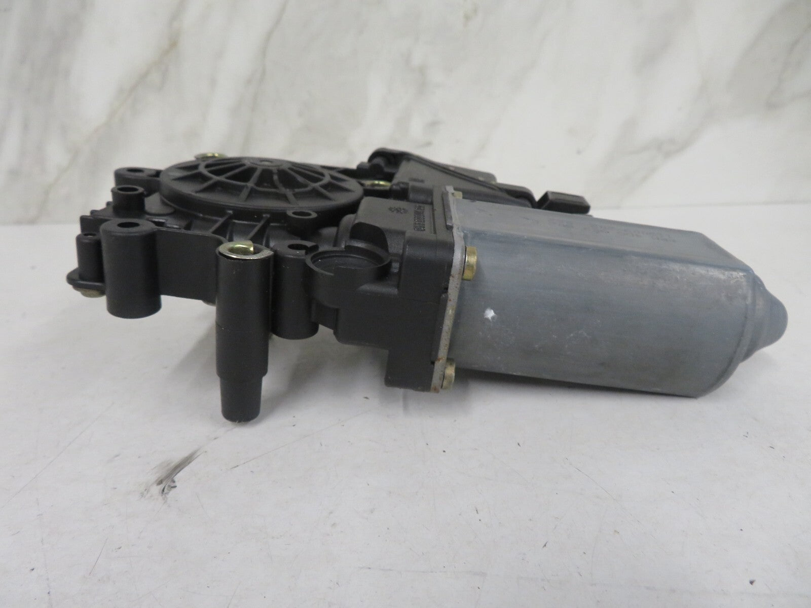 AUDI A8 D2 NSF PASSENGER WINDOW MOTOR 119021-113 1998-2002 1426-4