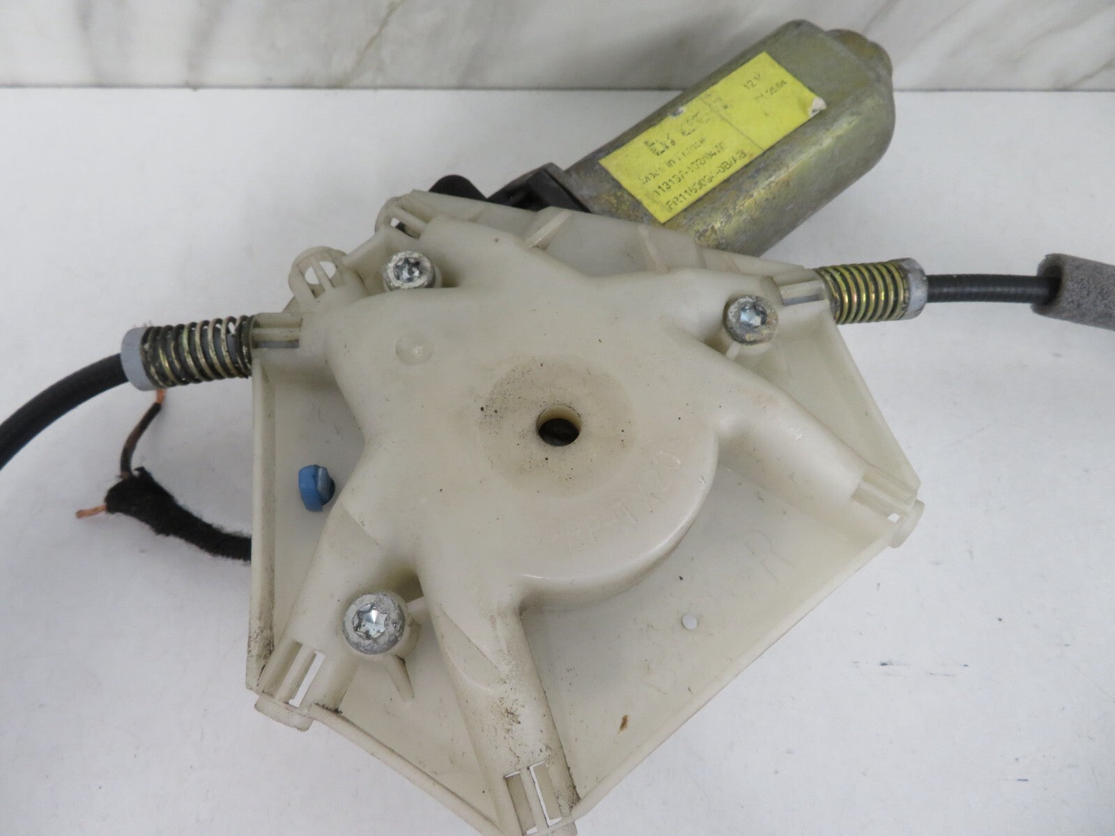 VOLVO V40 NSR PASSENGER REAR WINDOW REGULATOR 1995-2004 AMS-11