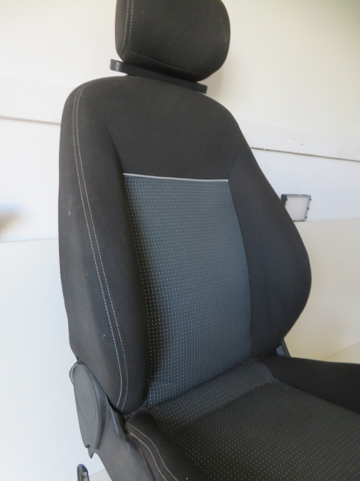 FORD S MAX NSF PASSENGER FRONT CLOTH SEAT 2010-2014