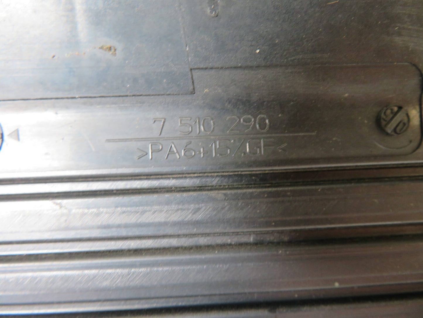 MINI COOPER R52 TOP INJECTOR COVER 7510290 2004-2008 1850-3