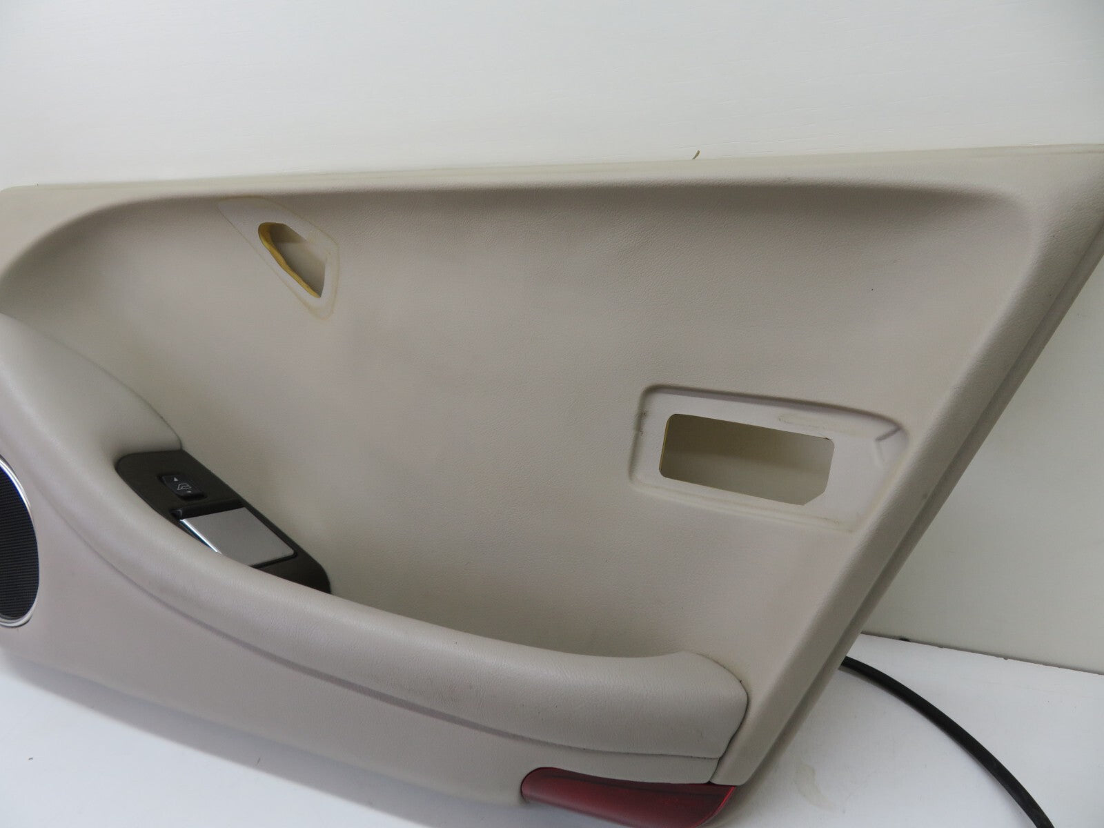 JAGUAR XJR OSR REAR RIGHT INTERIOR DOOR PANEL WITH SPEAKER ASHTRAY 1994-2001