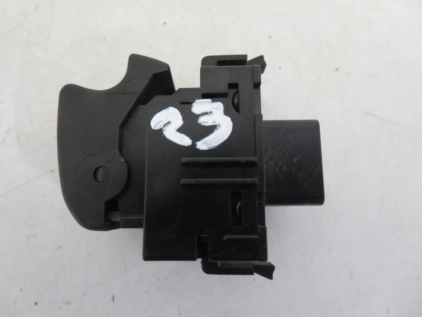 TOYOTA COROLLA FRONT WINDOW SWITCH LEFT SIDE 84810-02040  2004-2007 MIX1424-23