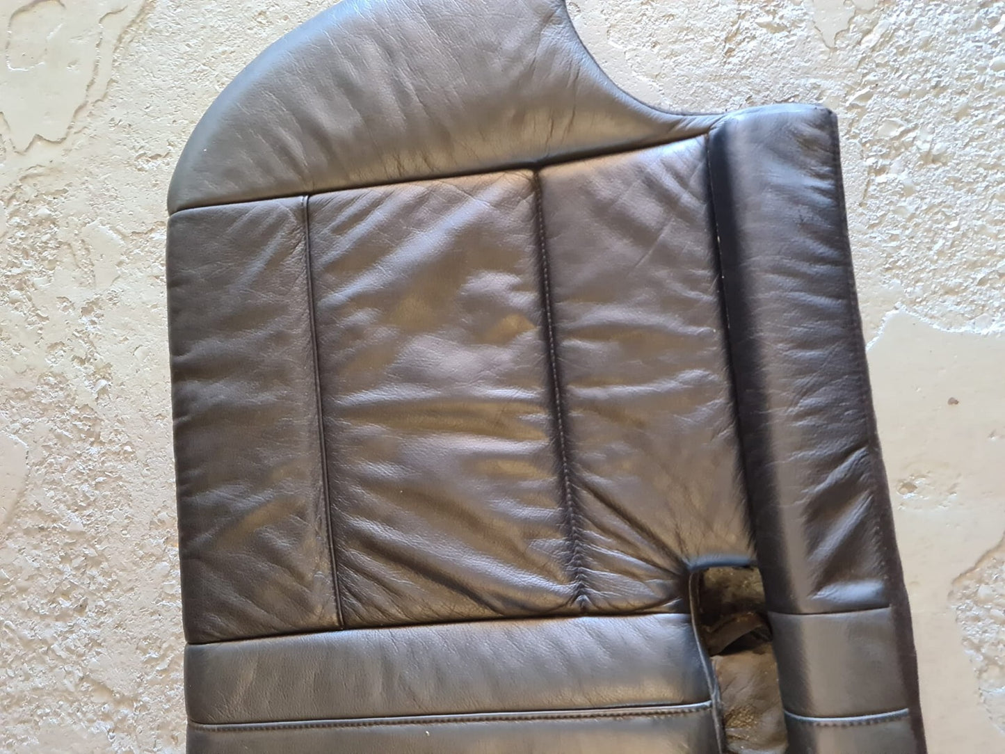 BMW X5 E53 REAR BLACK LEATHER SEAT BASE SPORT MONTANA 2001-2003 SA