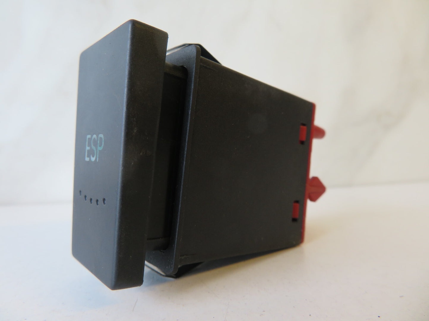 VOLKSWAGEN VW PASSAT B5.5 ESP TRACTION SWITCH 3B0927134A 01-05 AMS1348-3