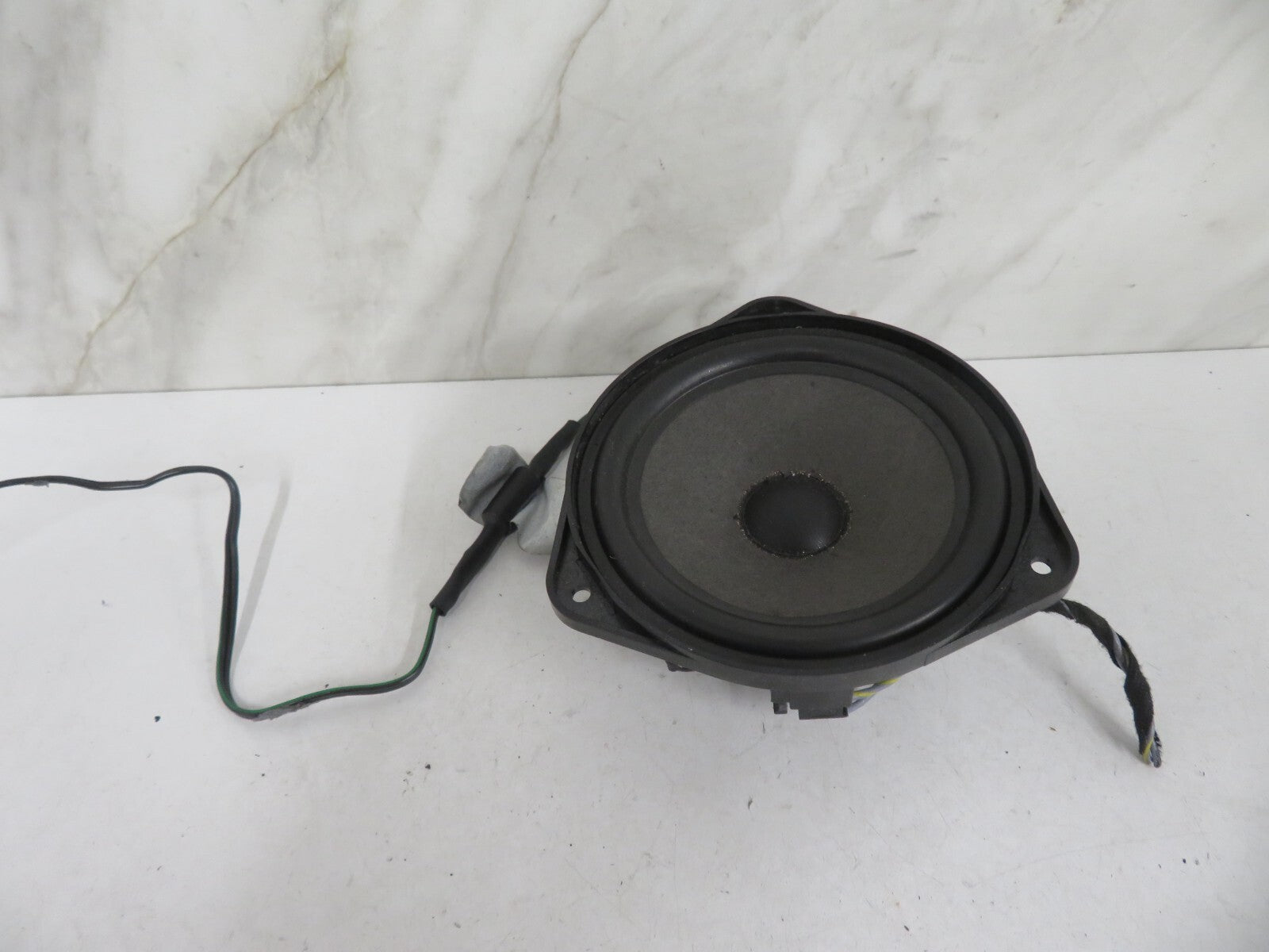 AUDI A8 D2 NSR REAR SPEAKER 4112122 1998-2002 A1652-7