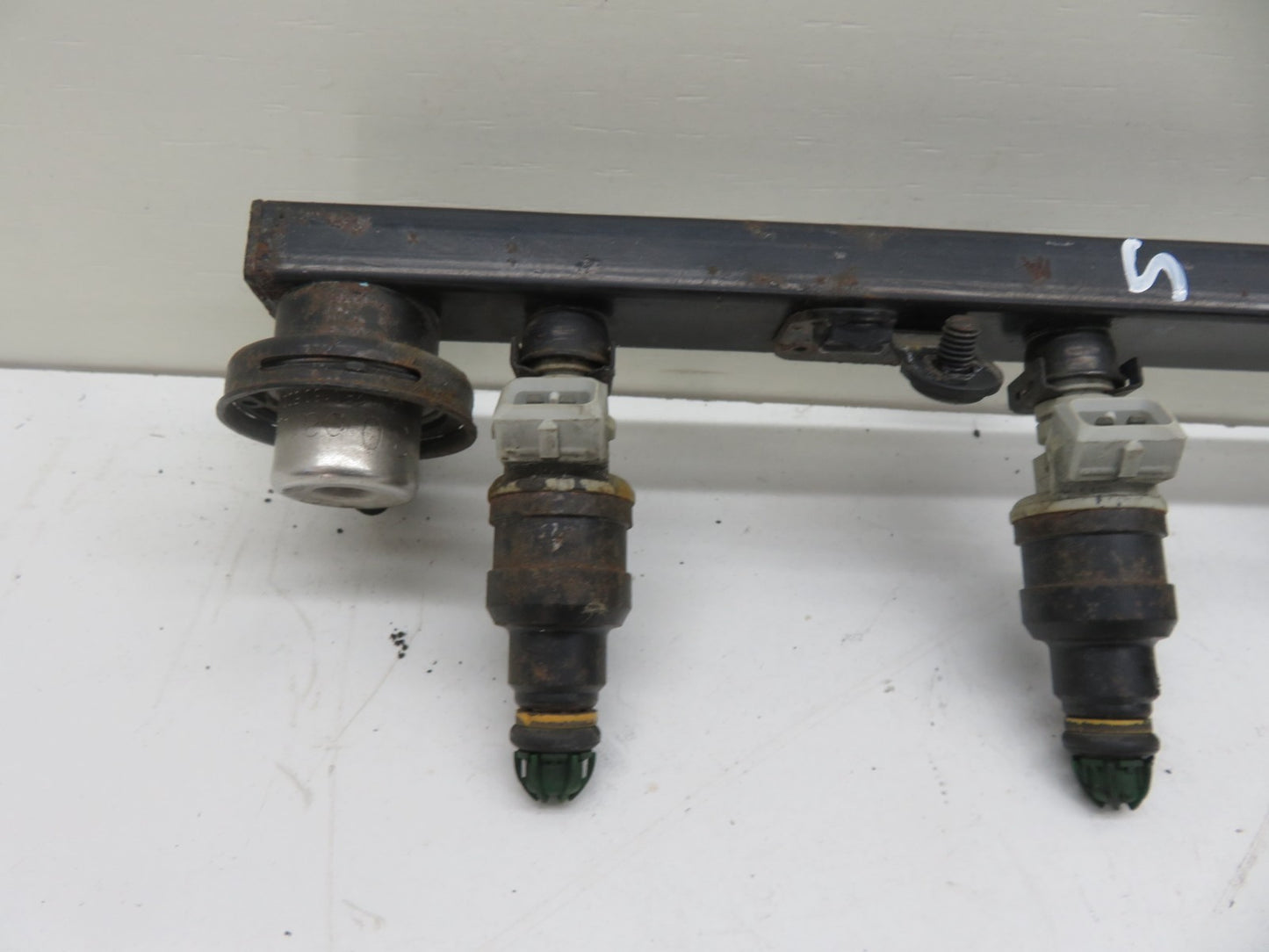 BMW E36 320I FUEL INJECTORS INJECTOR RAIL 0280150414 1990-1999