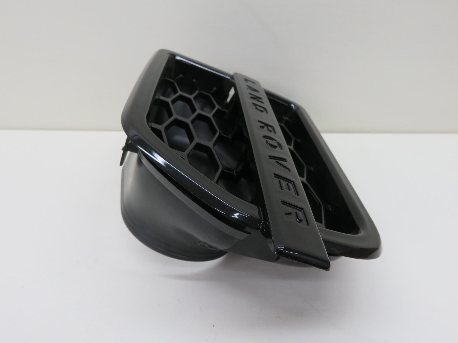 OS DRIVER FRONT GRILLE VENT FOR LAND ROVER DISCOVERY 2009-2018 L319