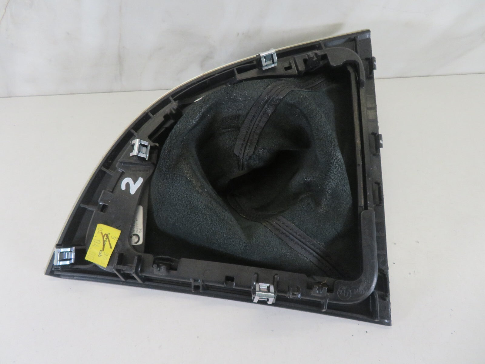 BMW 1 SERIES E88 M SPORT GEAR GAITTOR SURROUND WITH KNOB 2007-2013 A1218-2