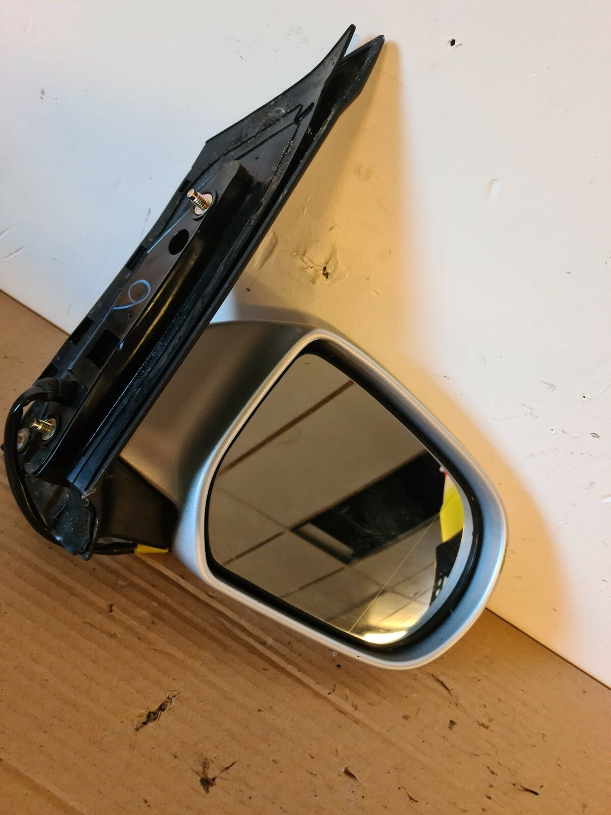 MAZDA MPV OS DRIVER SIDE DOOR WING MIRROR IN SILVER 2004-2009 A51