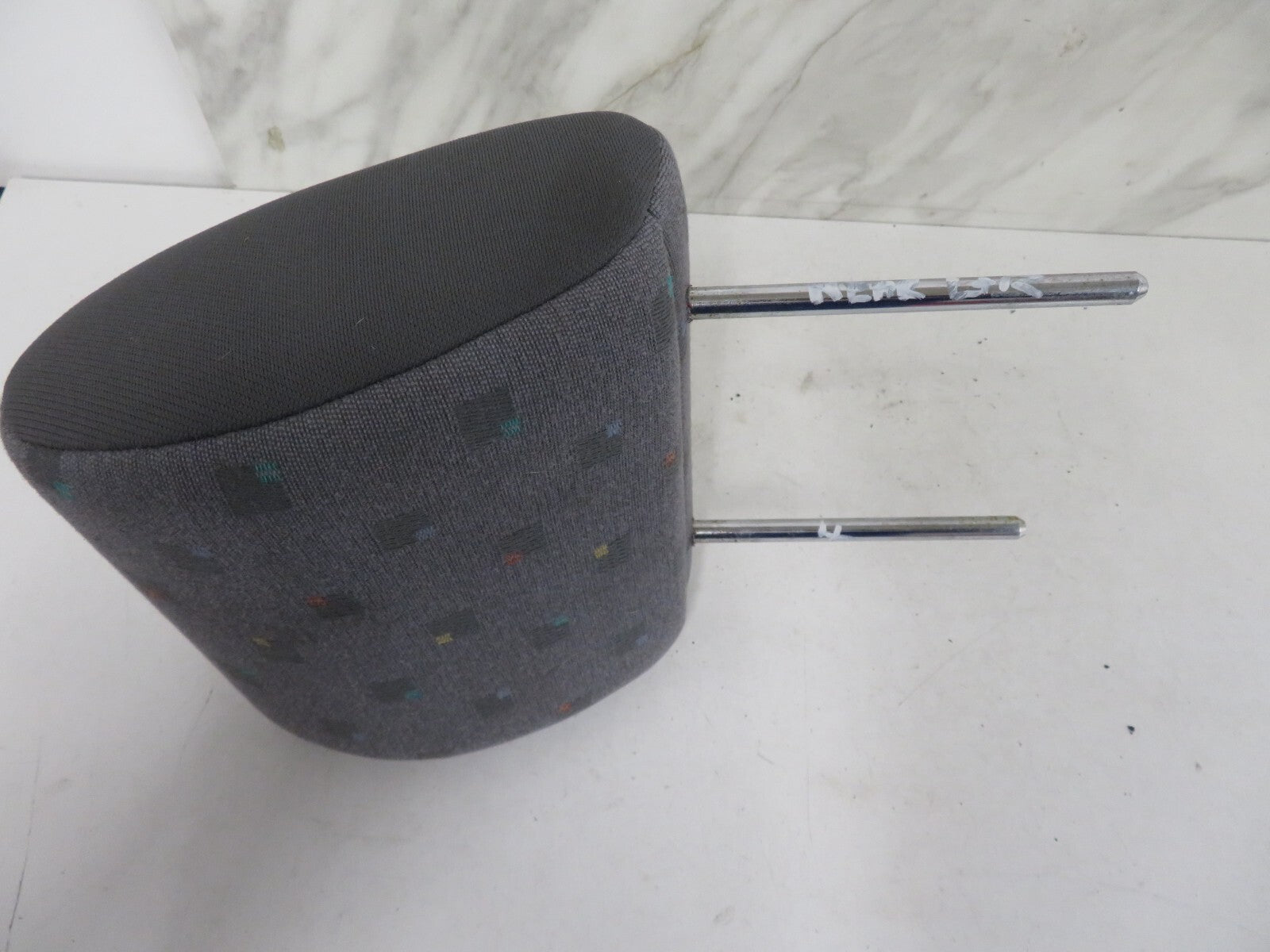 HYUNDAI GETZ REAR CLOTH HEAD REST LEFT/RIGHT 2002-2009 1341-4