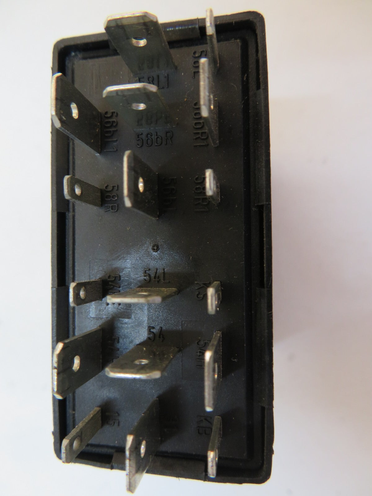 AUDI A4 B5 AVANT FACELIFT HEADLIGHT CONTROL RELAY 4b0919471 2001 AS15