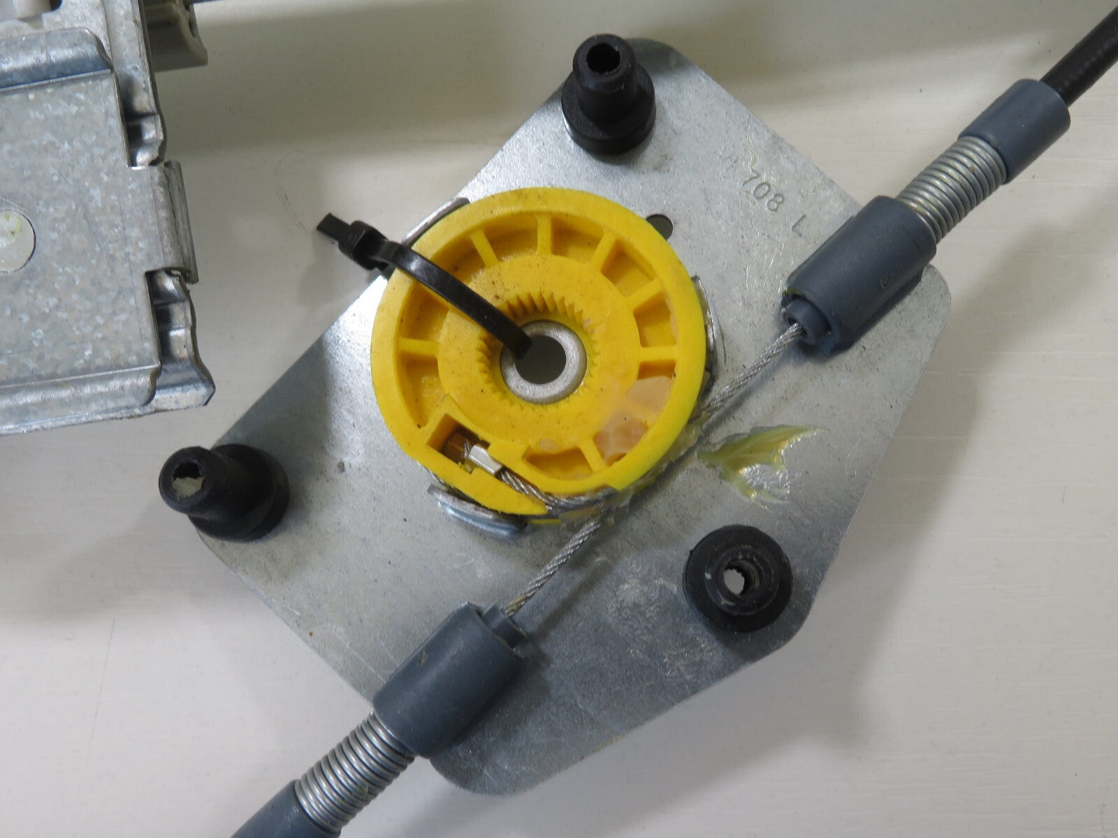  FRONT LEFT PASSENGER WINDOW REGULATOR FITS VOLKSWAGEN BEETLE 1998-2004 #RST