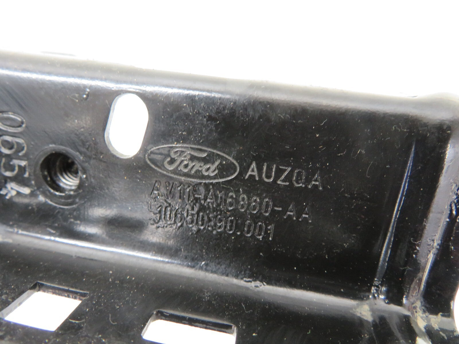 FORD FIESTA MK7 ST180 FRONT BONNET LATCH BRACKET AV11-A16860-A 2013-2017 1508-16