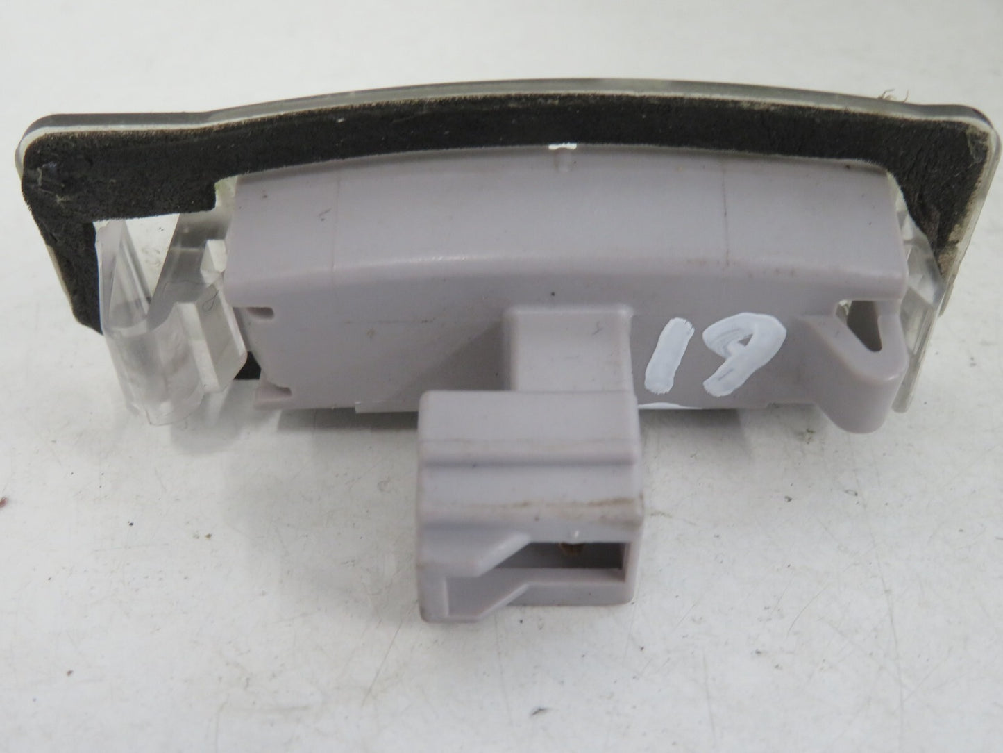 PEUGEOT 4007 REAR NUMBERPLATE LIGHT 2007-2012 1315-19