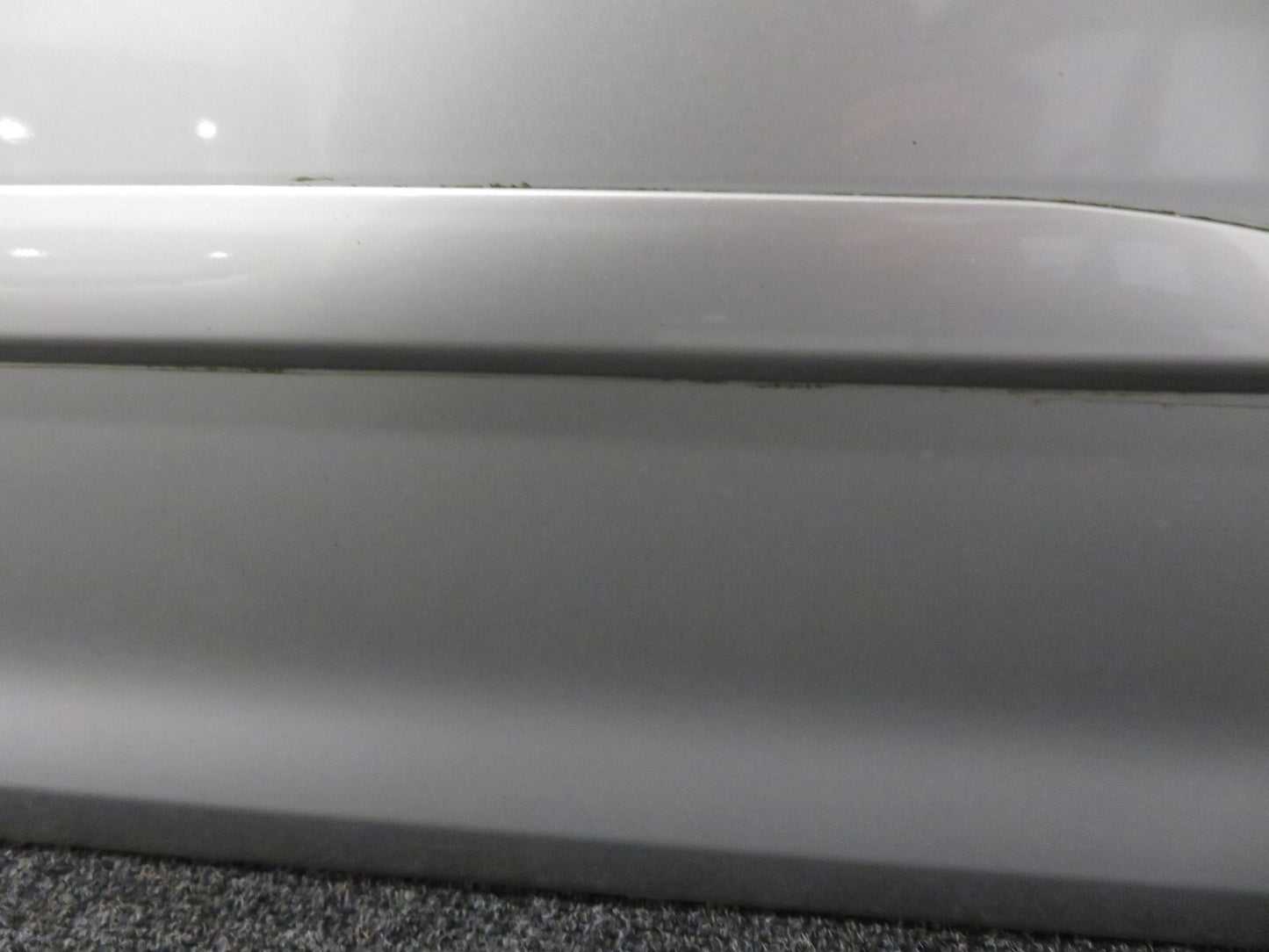 VAUXHALL CORSA D OS DRIVER SIDE DOOR WITH GLASS 3DR SILVER 2006-2010