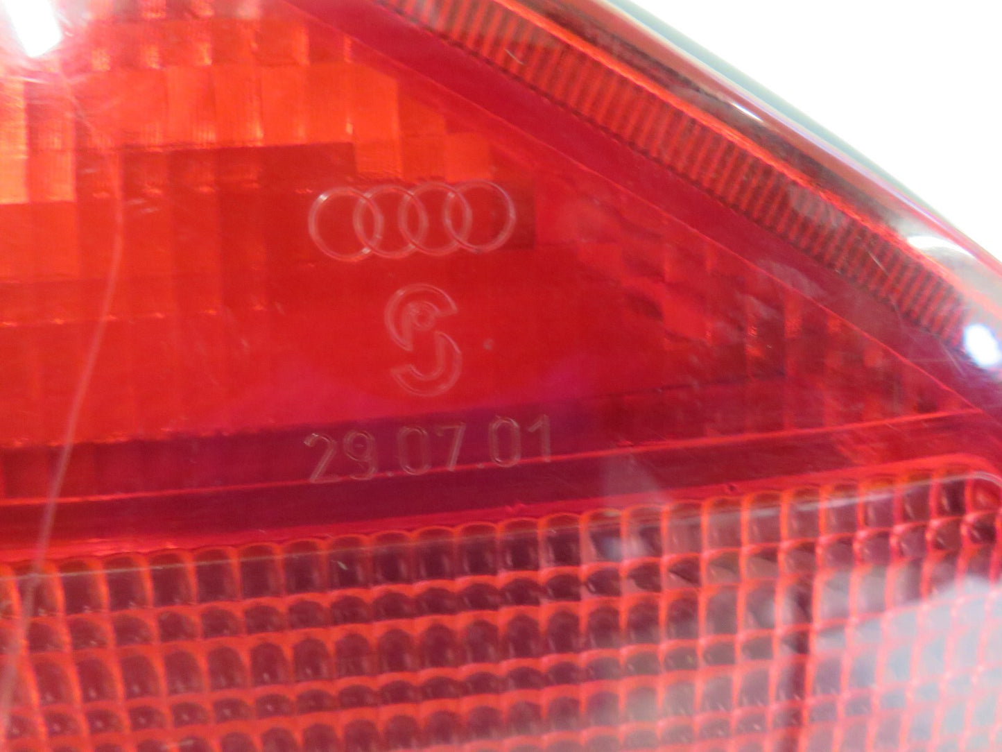 AUDI A3 NS PASSENGER REAR TAIL LIGHT 1996-2000 BK