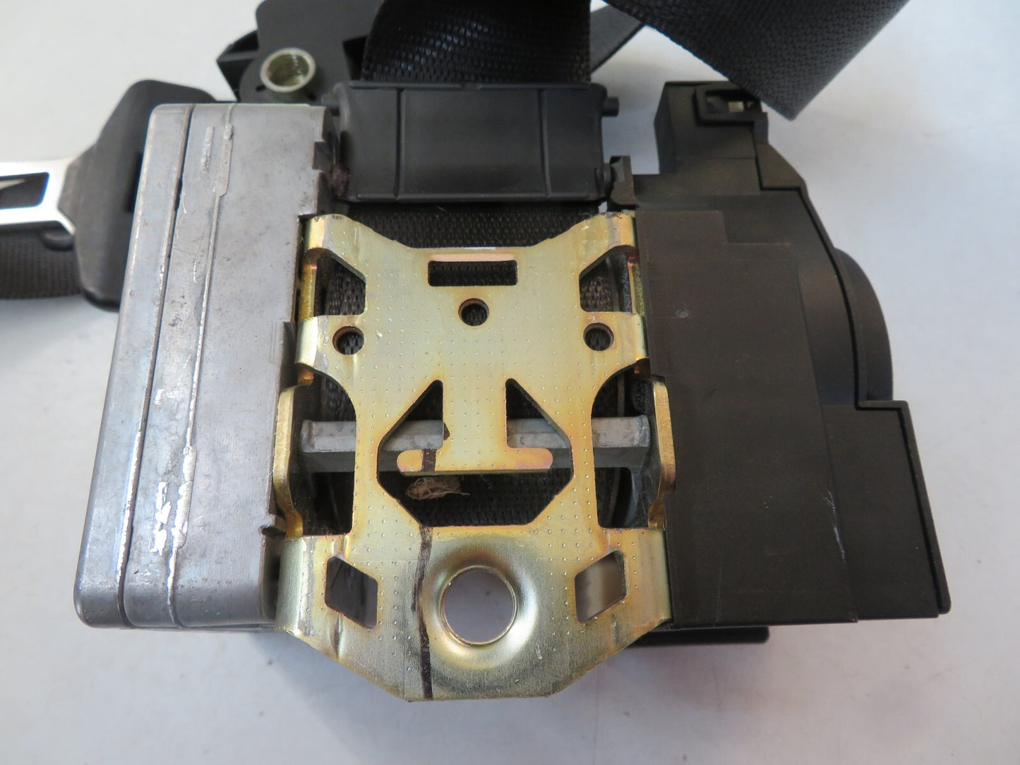 MERCEDES S CLASS W220 NSF SEAT BELT 33005929F 1998-2005 A1415-6