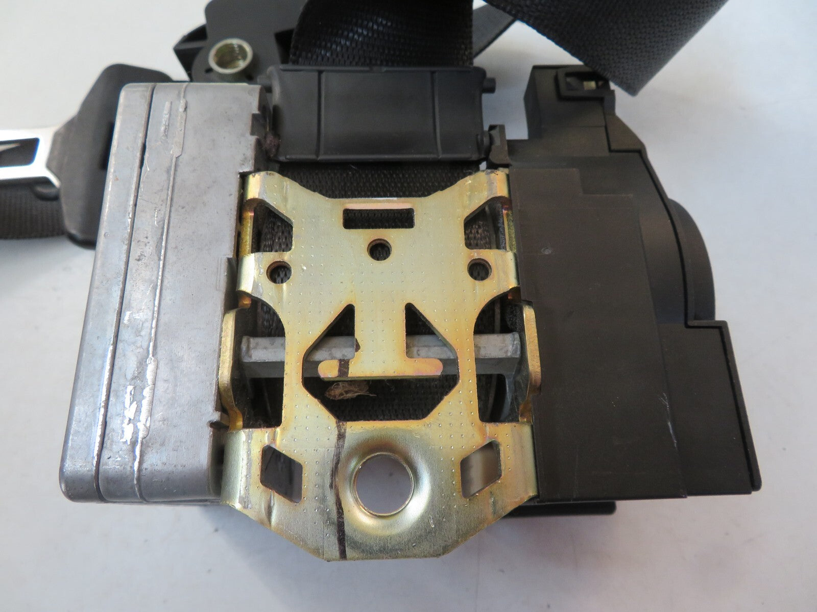 MERCEDES S CLASS W220 NSF SEAT BELT 33005929F 1998-2005 A1415-6