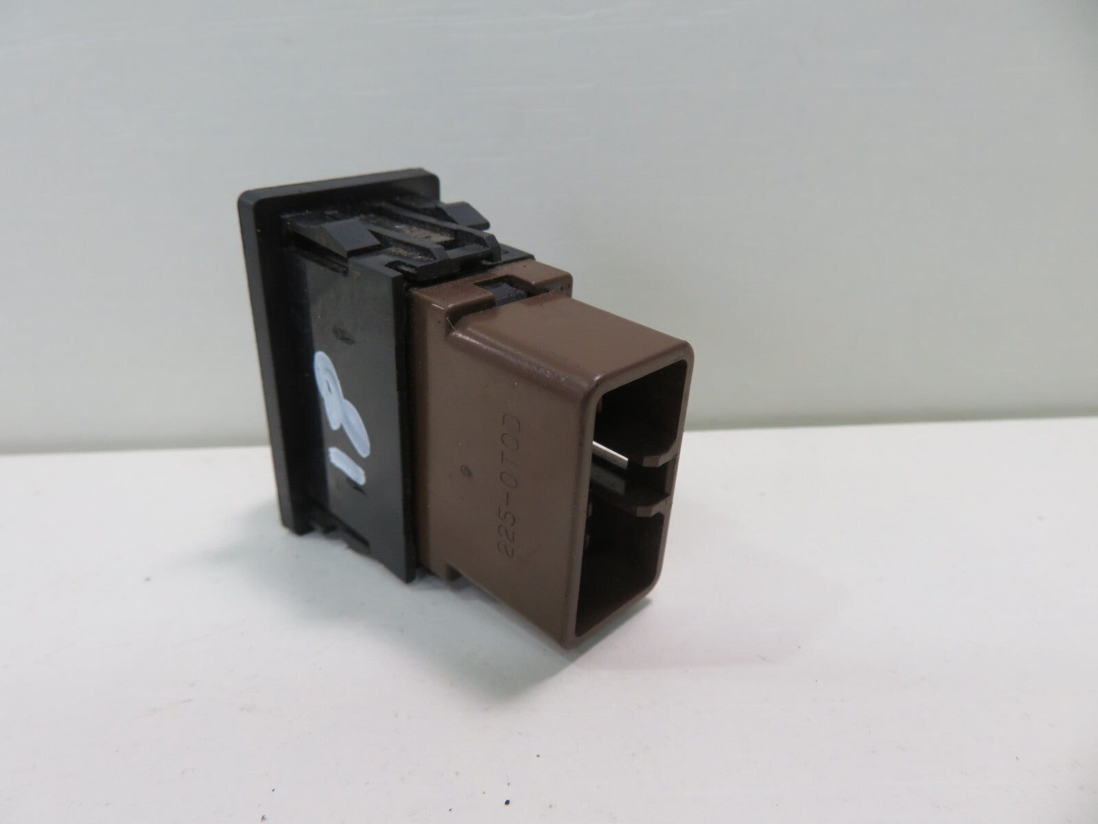 TOYOTA MR2 MK2 SW20 HEADLIGHT ADJUST SWITCH 1990-1999 AMS1226-18