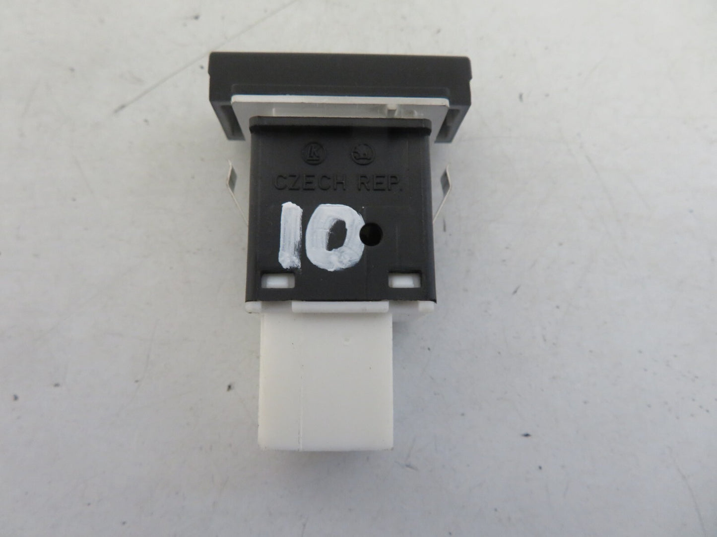 SKODA OCTAVIA ASR OFF SWITCH 1Z0927133C 2006-2013 1214-10