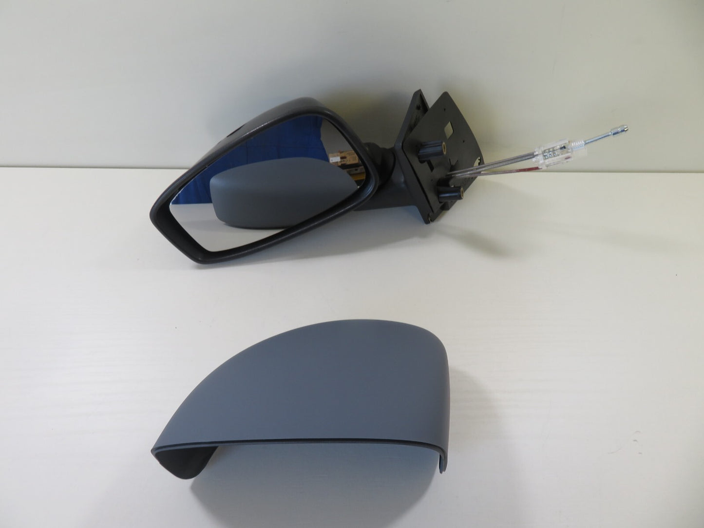 FIAT IDEA NS PASSENGER DOOR WING MIRROR PRIMED 388-FTD108CP TYC 2003-2007