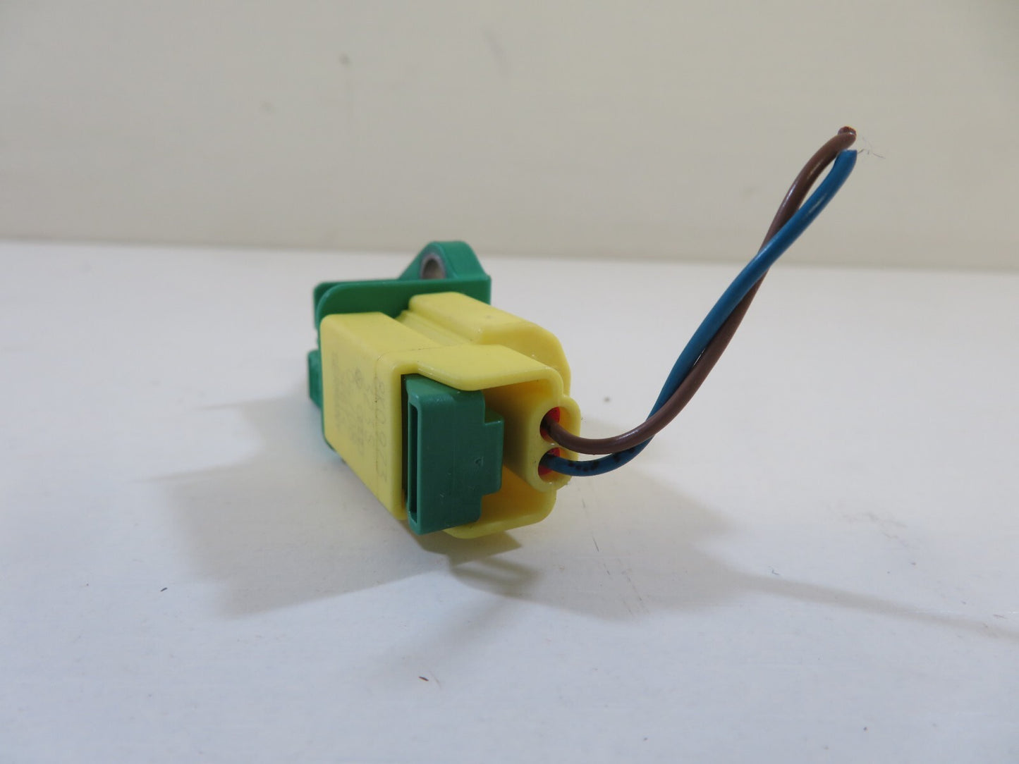 VOLKSWAGEN VW TOURAN CRASH IMPACT SENSOR 8K0973323S 2003-2009 1347-8