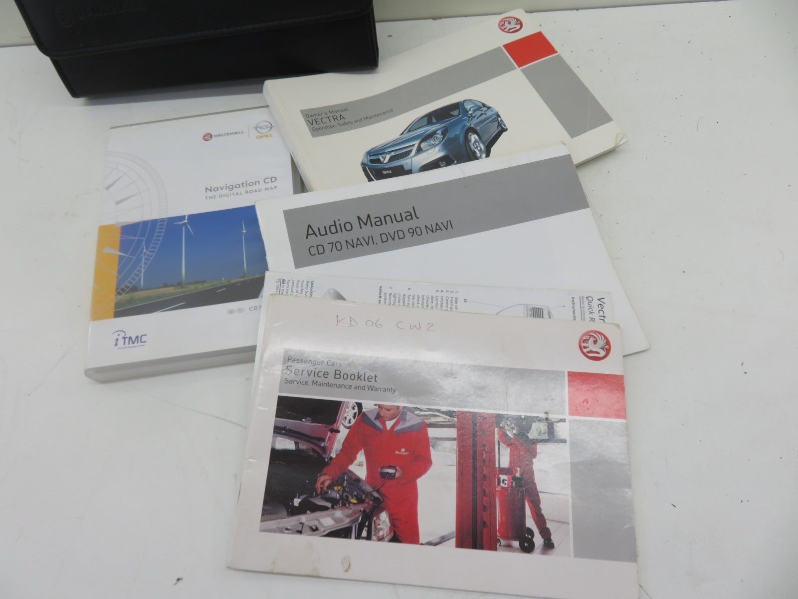 VAUXHALL VECTRA C OWNERS MANUAL WITH FOLDER 2002-2008 KF55-1