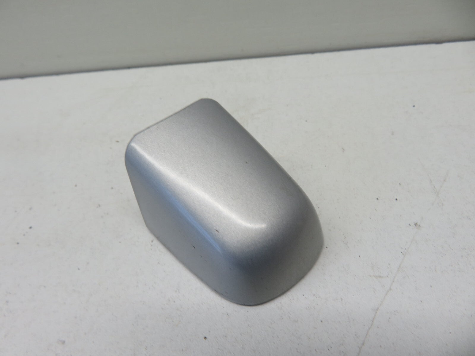 PORSCHE CAYENNE 955 EXTERNAL DOOR HANDLE END CAP 2003-2006 1721-15