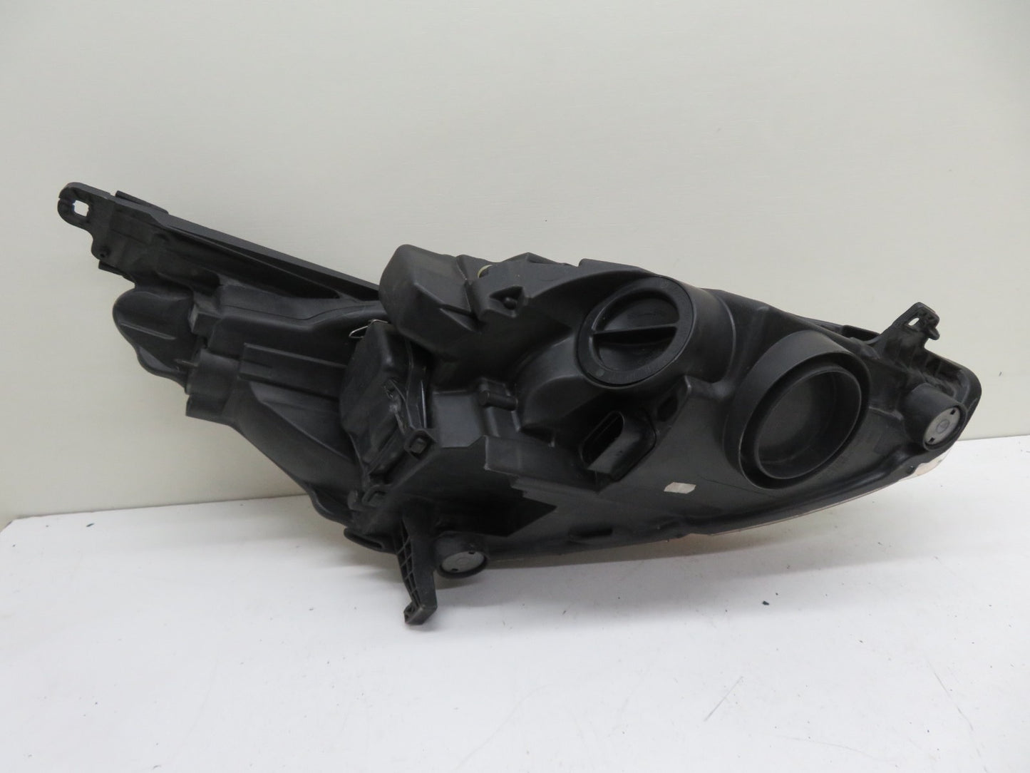 FORD C MAX NS FRONT PASSENGER HEADLIGHT AM51-13W030-BE (SEE PHOTOS) 2010-2015