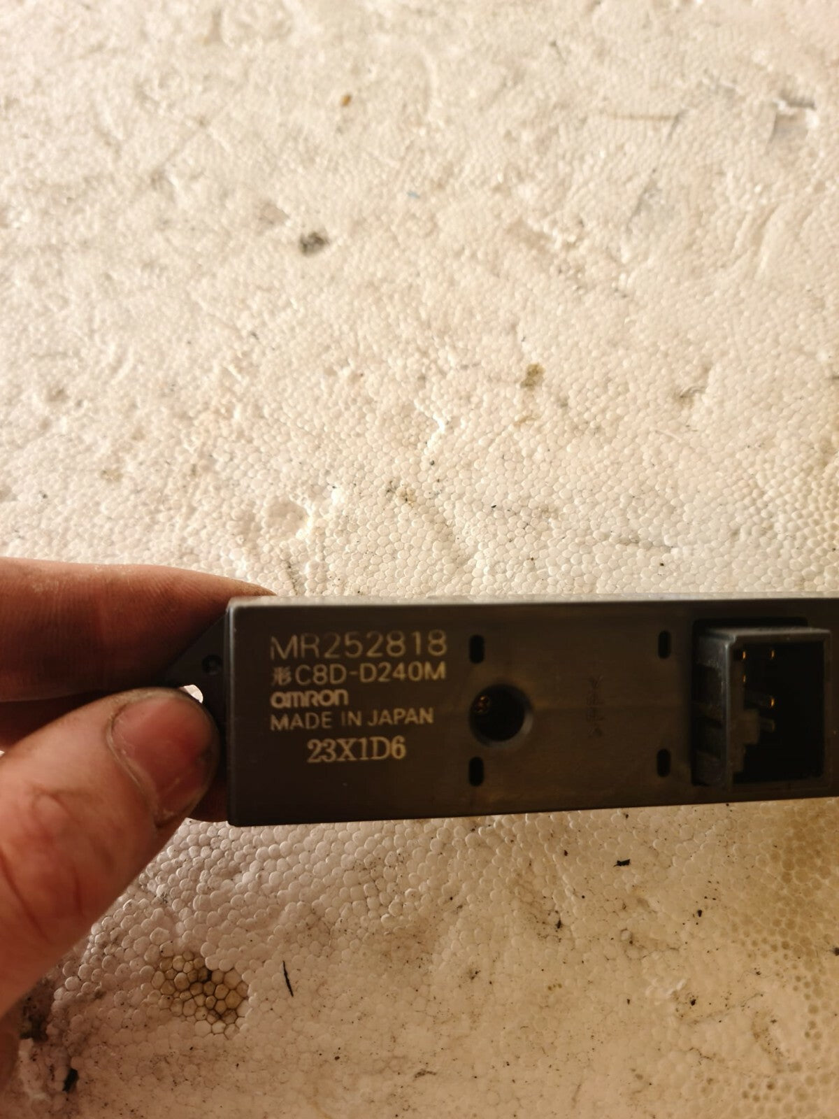 MITSUBISHI GALANT REAR WINDOW SWITCH MR252818 1996-2002 HW52-3