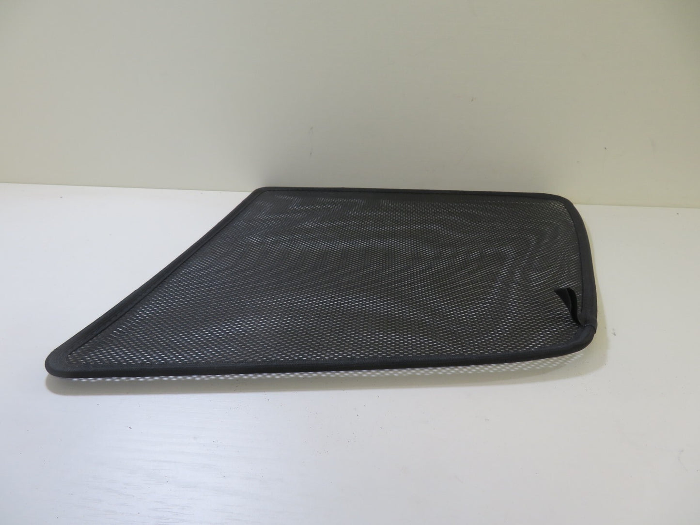 VOLKSWAGEN VW TOURAN REAR WINDOW BLINDS SHADES FOR THIRD ROW 2003-2009 1347-1