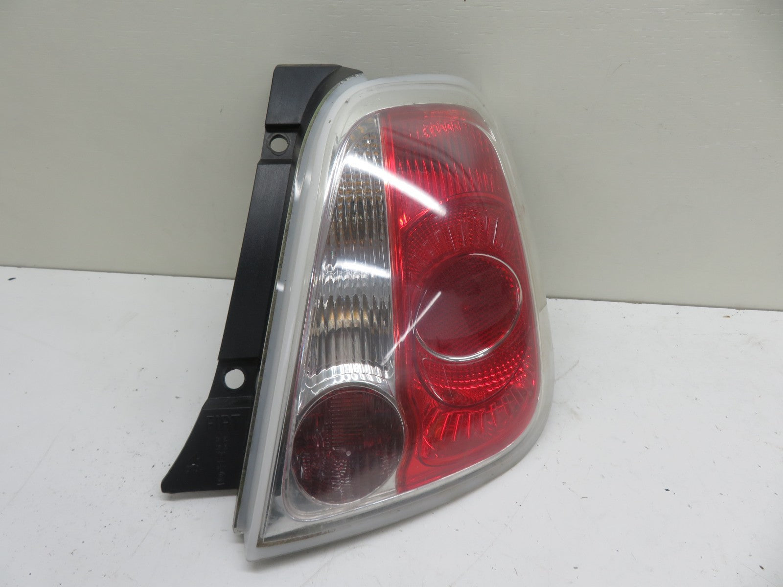 FIAT 500 OS DRIVER REAR TAIL LIGHT 2007-2012 1854-3