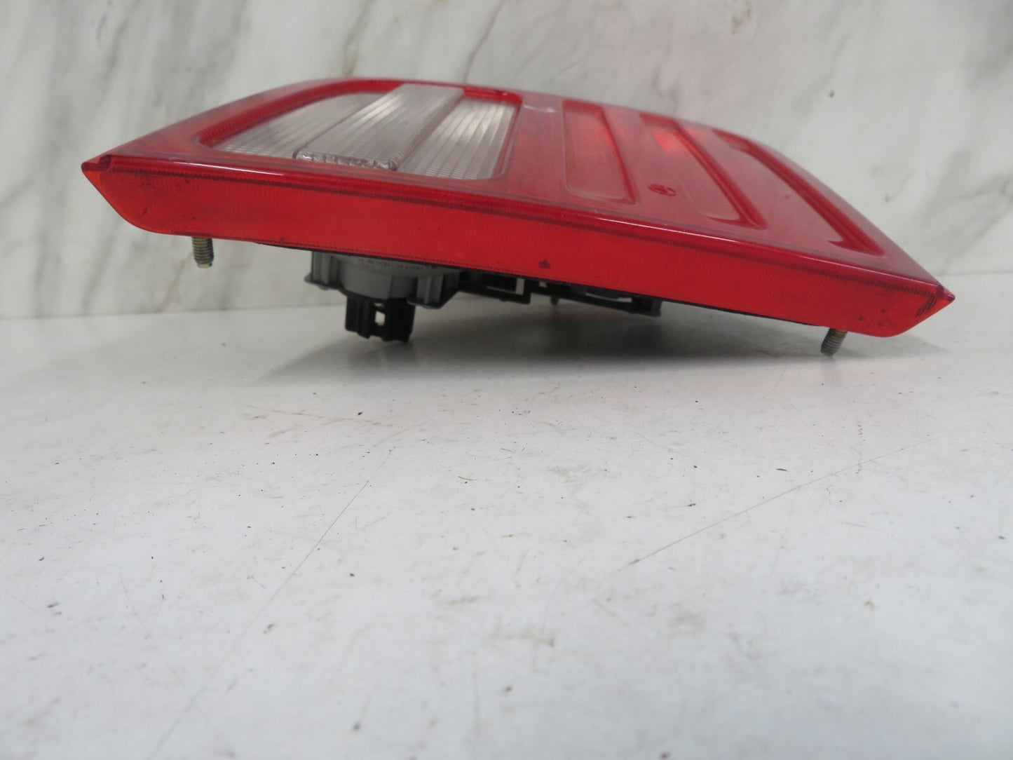 MERCEDES E CLASS W210 NSR PASSENGER REAR TAIL LIGHT 1995-2002 1624-4