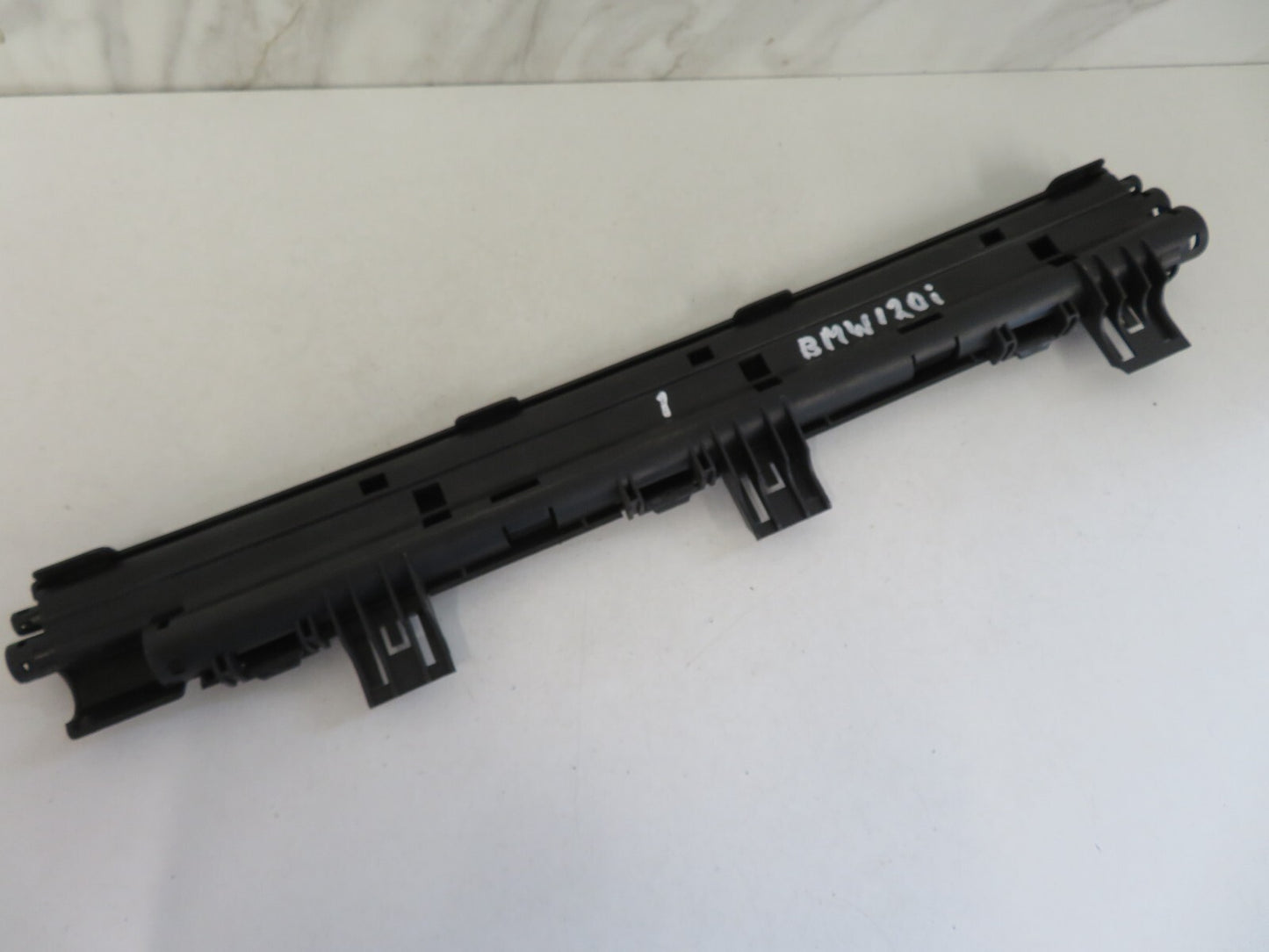 BMW 1 SERIES E88 ENGINE WIRING LOOM COVER TRIM 7532269 2007-2013 A2056-1