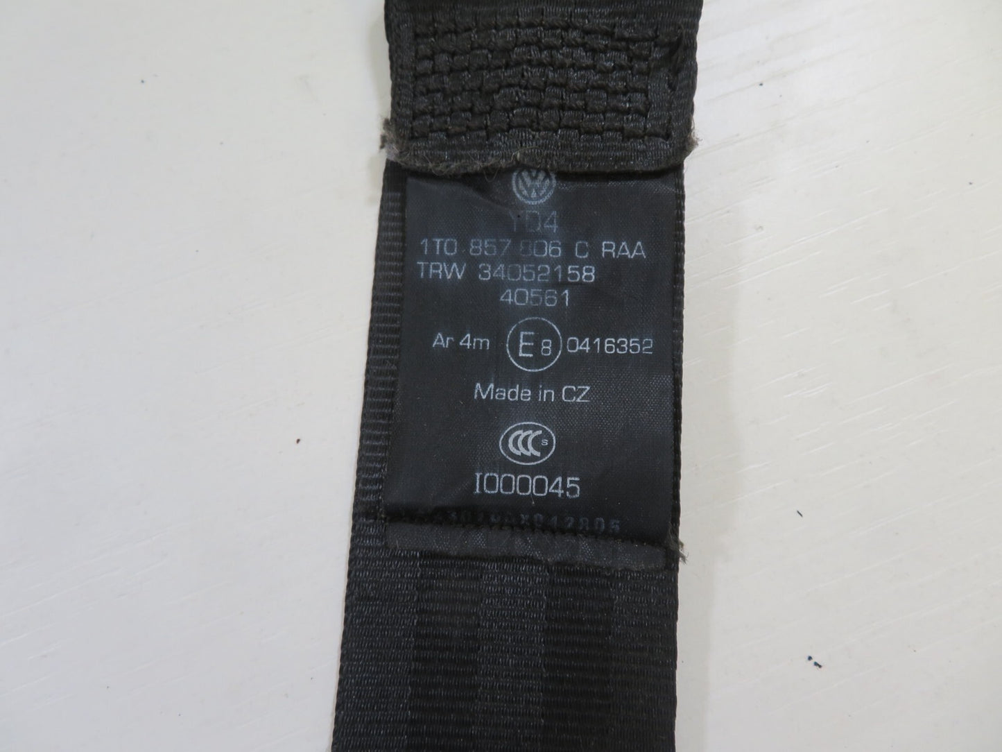 VOLKSWAGEN VW TOURAN REAR SEAT BELTS MIDDLE THIRD ROW CADDY 2K 2003-2009 1347-2