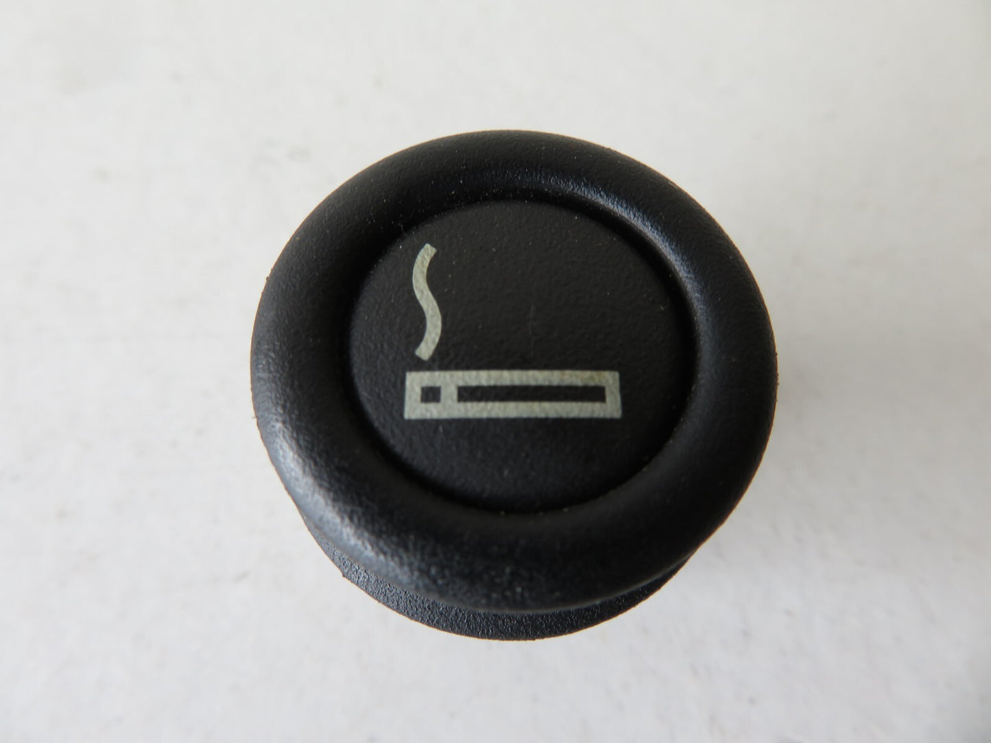 BMW X5 E53 CIGARETTE LIGHTER 8383214 2004-2007 RG04 SA