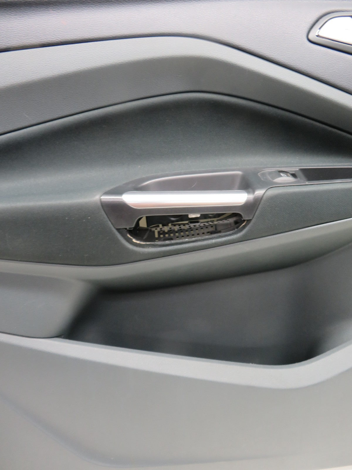 FORD C MAX NSF FRONT PASSENGER INTERIOR DOOR CARD 2010-2015