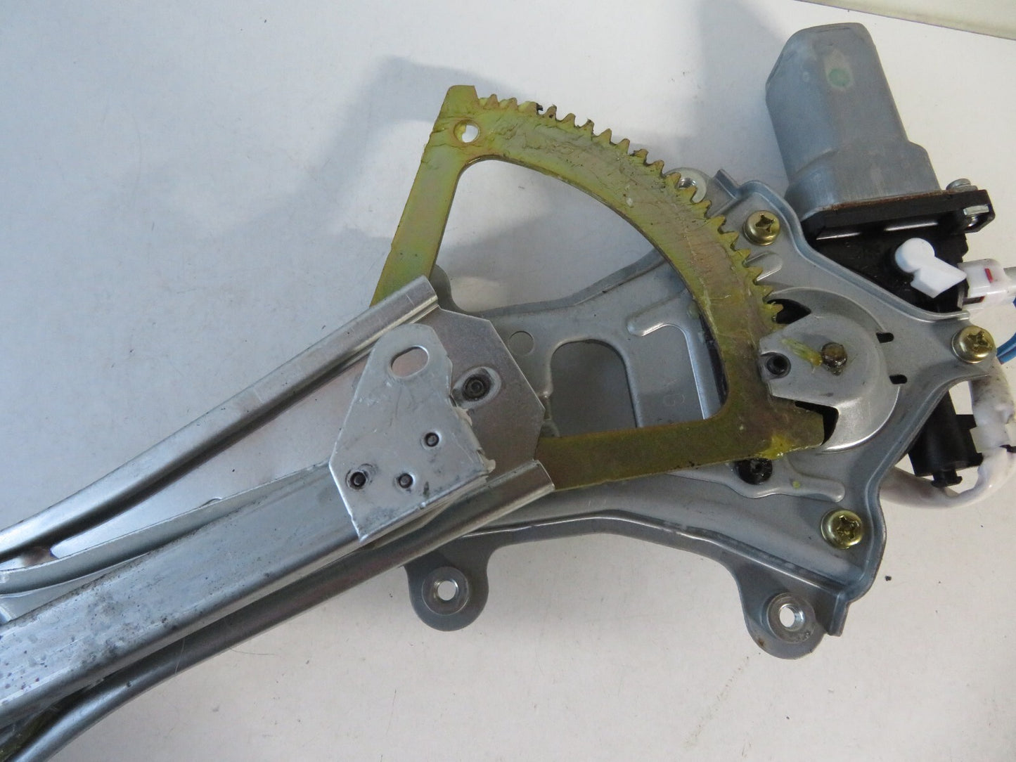 SUBARU LEGACY ESTATE OSR WINDOW REGULATOR MOTOR 2003-2009 AMS1541-2