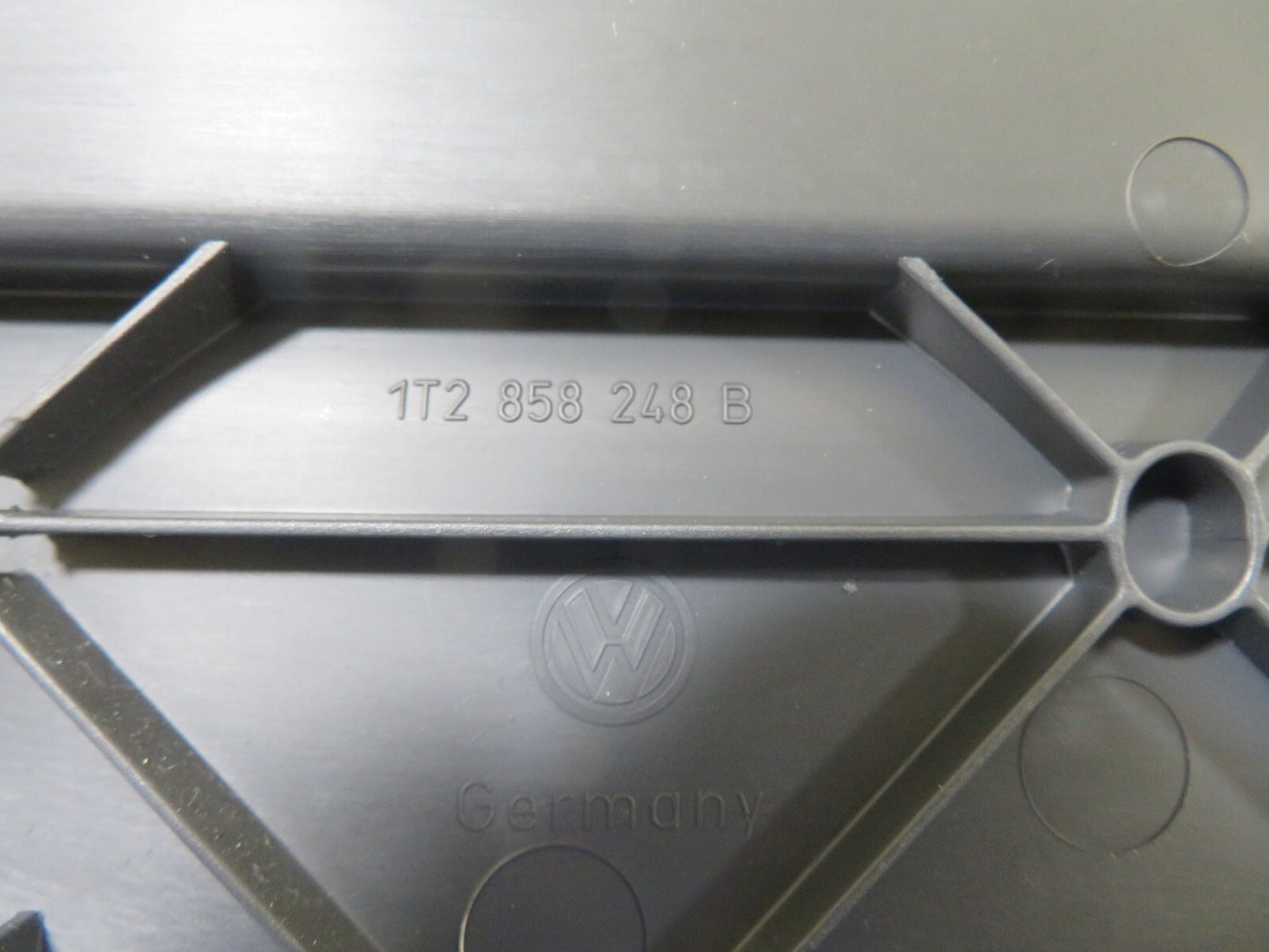 VW TOURAN DASHBOARD END TRIM 1T2858248B RIGHT OS 2003-2009 1019-11