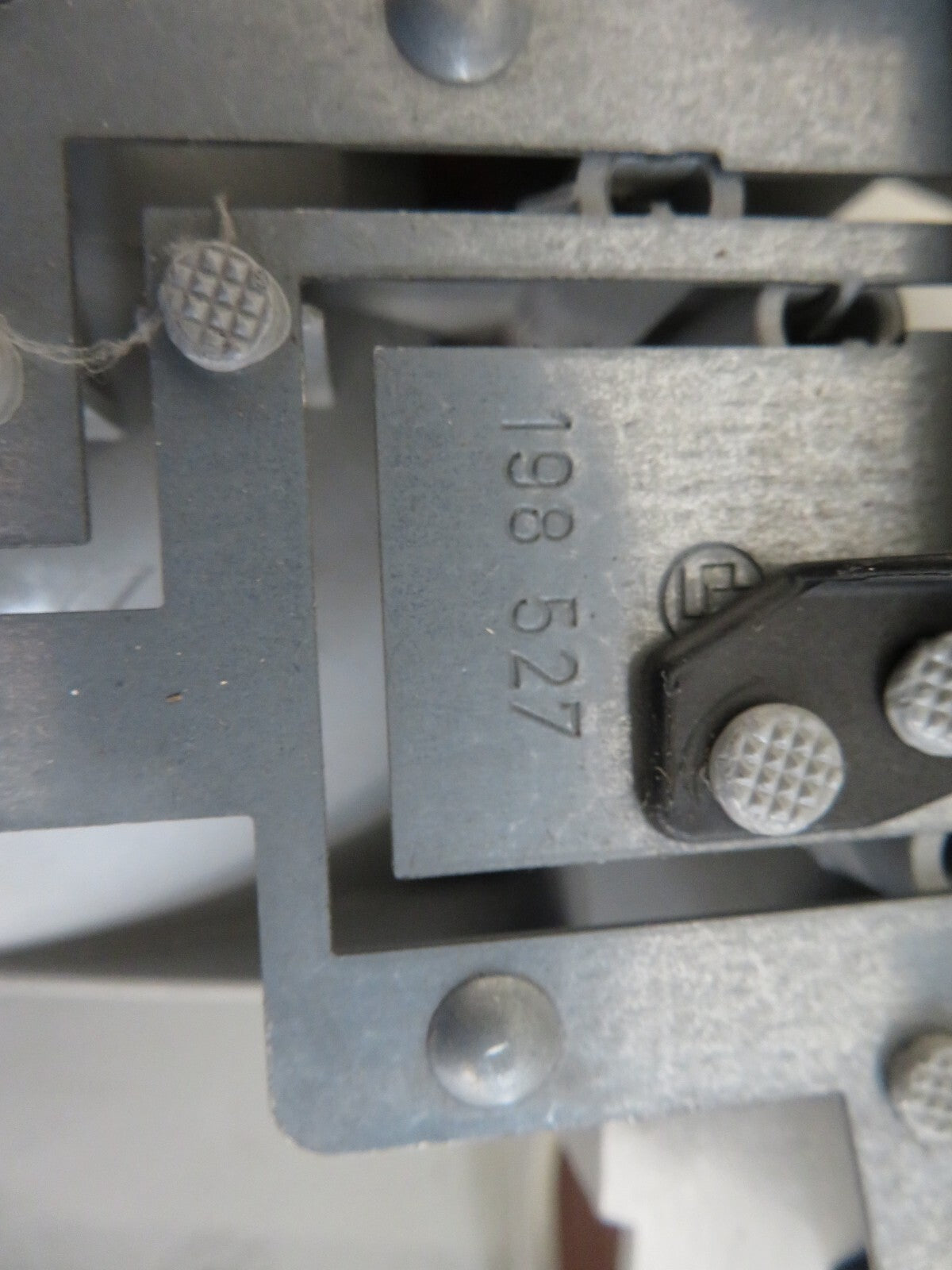 MERCEDES E CLASS W210 NSR PASSENGER REAR TAIL LIGHT 1995-2002 1624-4