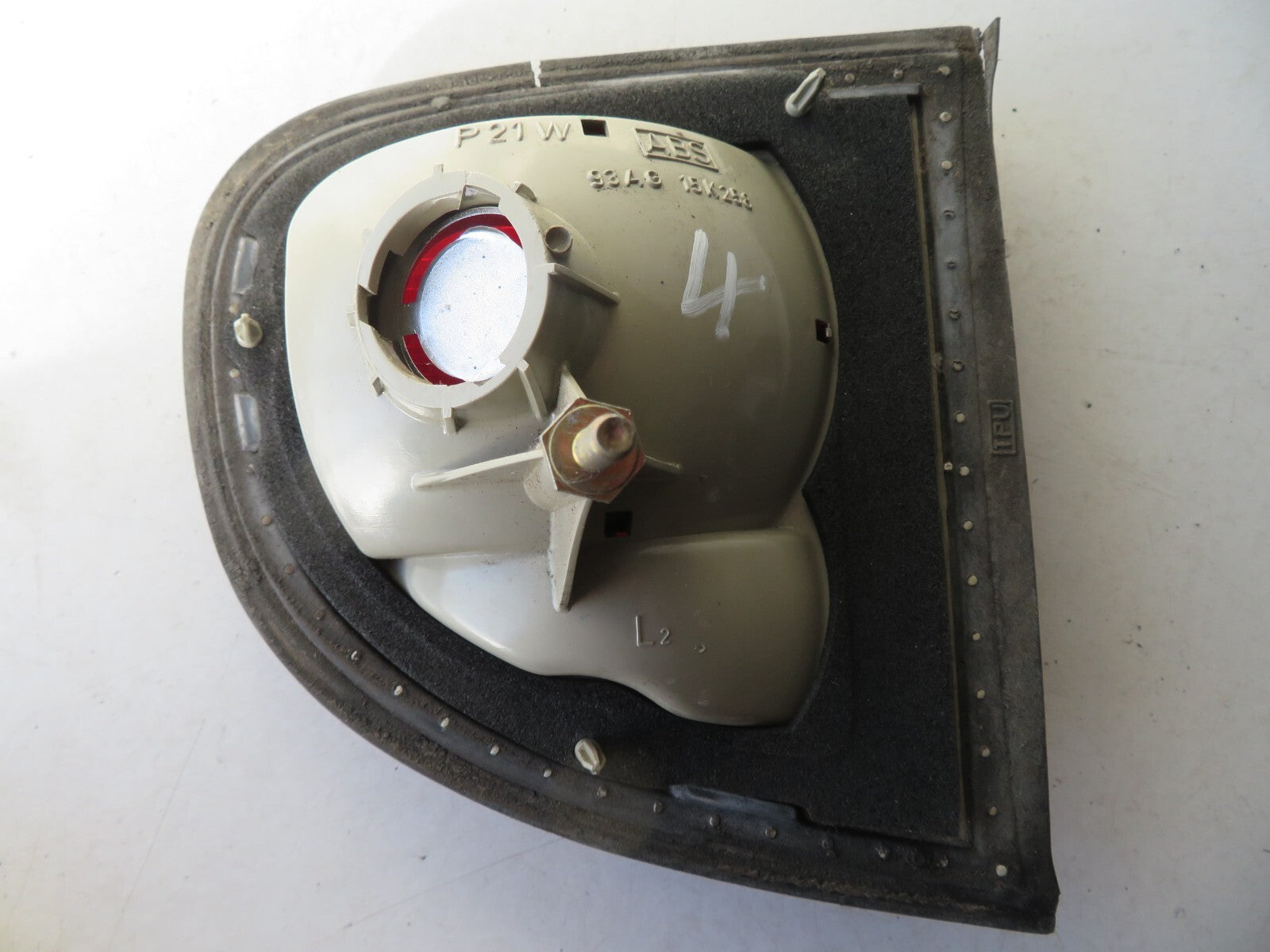 FORD ESCORT MK6 NS INNER REAR TAIL LIGHT 1995-2000 AMS1311-4