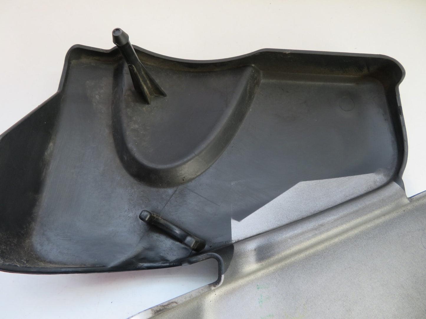 HONDA STREAM 2.0 VTEC ENGINE COVER 2000-2006 A1431-1